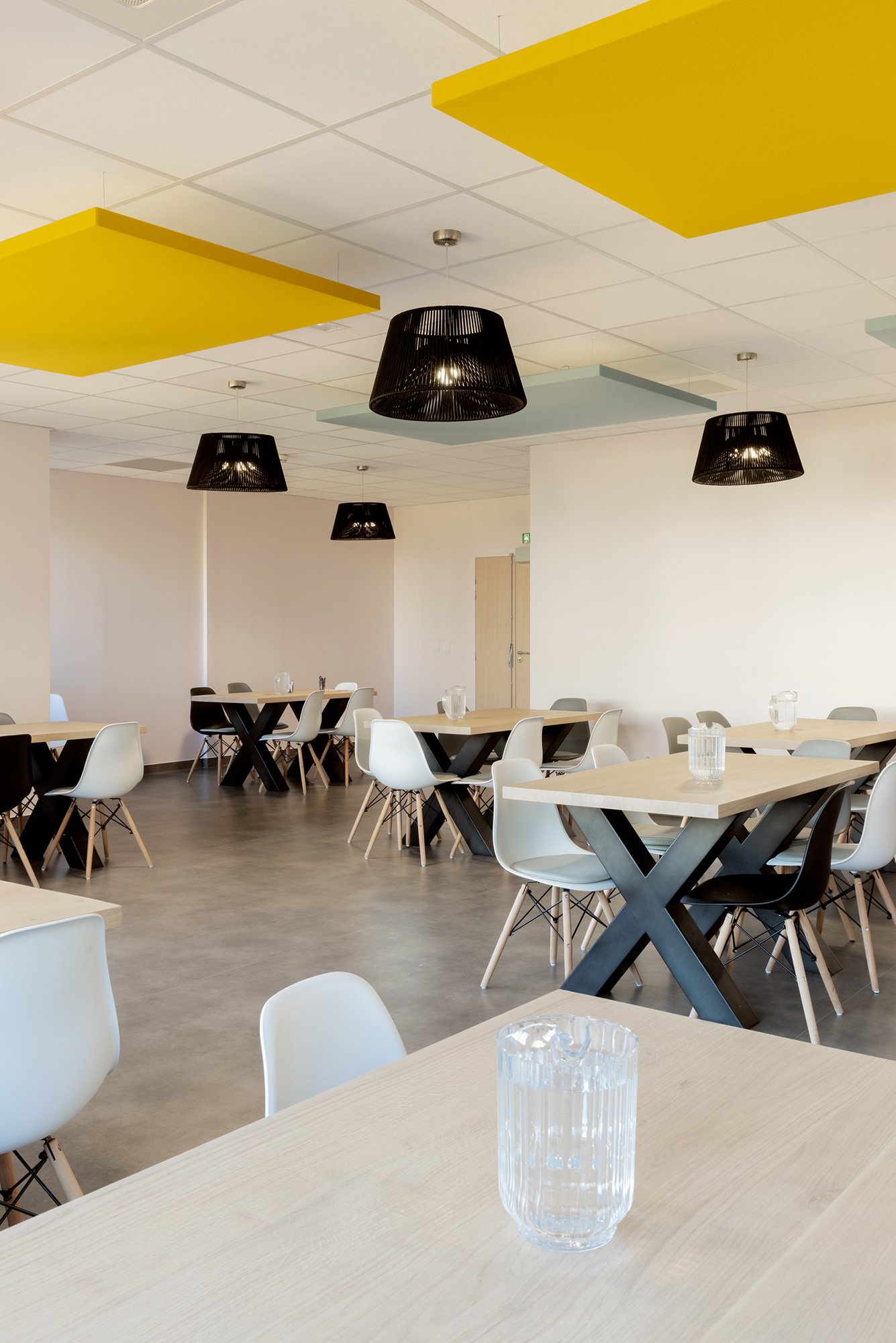 aménagement et renovation d'une clinique privée à lyon par atelier dito architecte d'intérieur à lyon, architecte d'intérieur lyon 6, clinique privée design