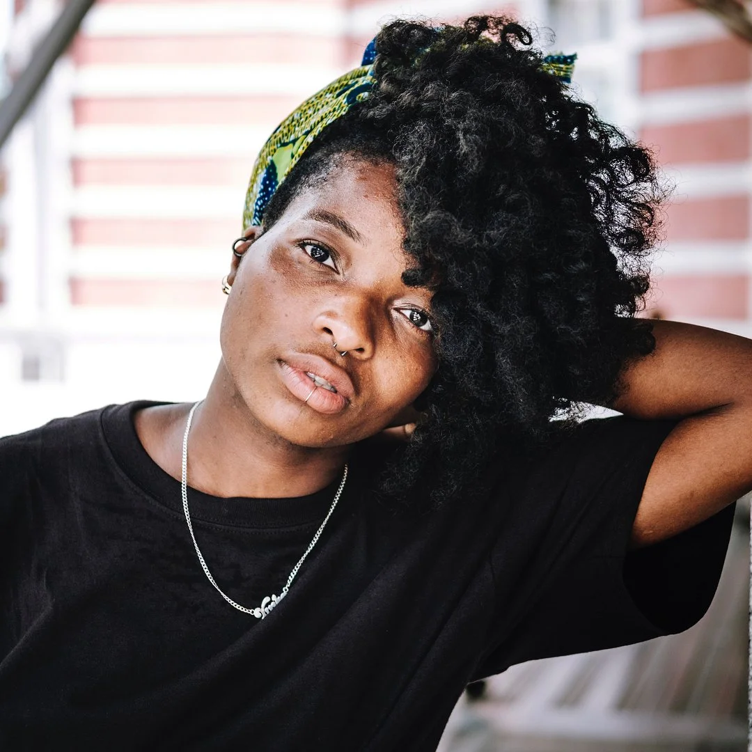 Yinka_Oshitelu_01.jpg