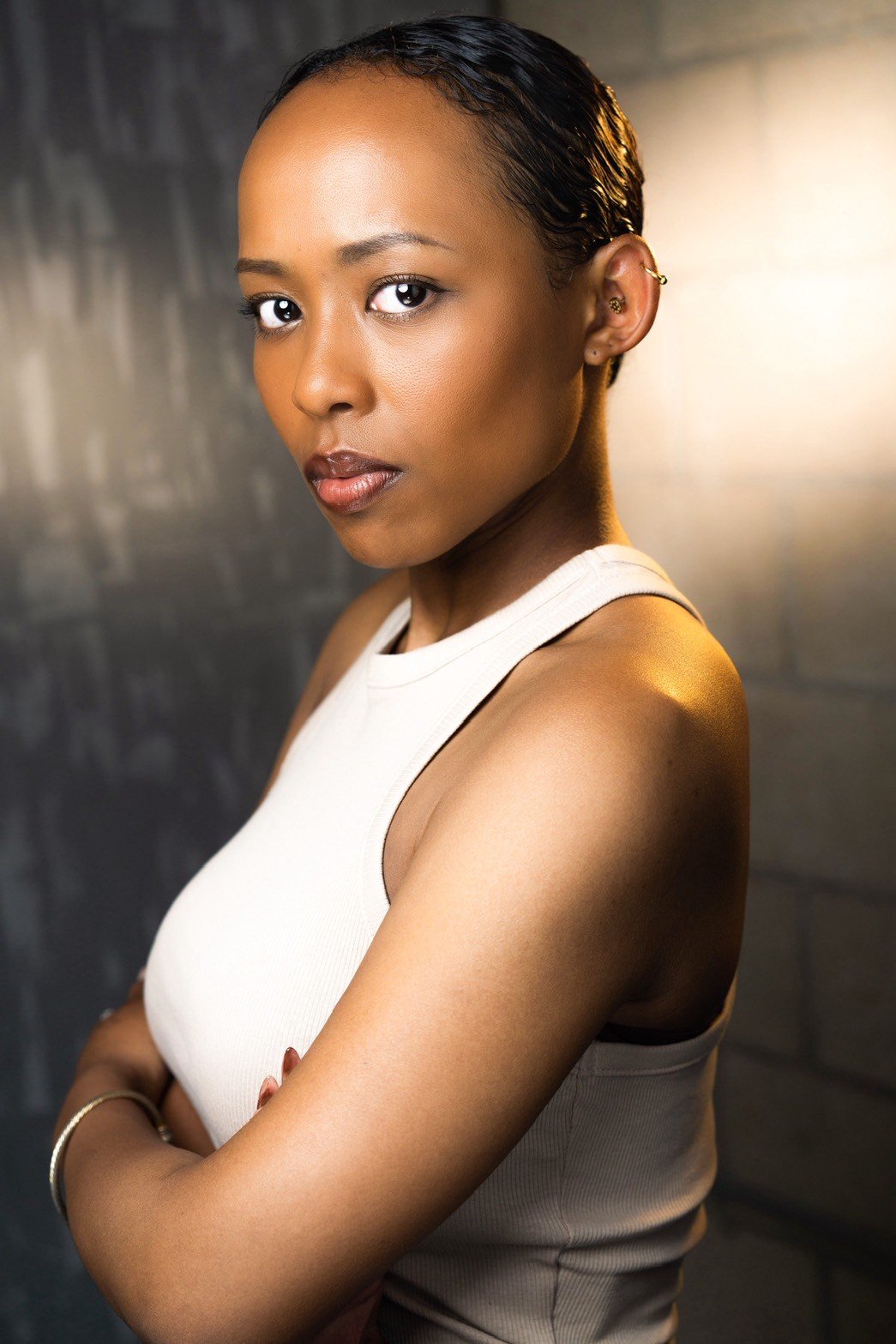 LINE_ALBUM_hana-headshots_250719_7.jpg