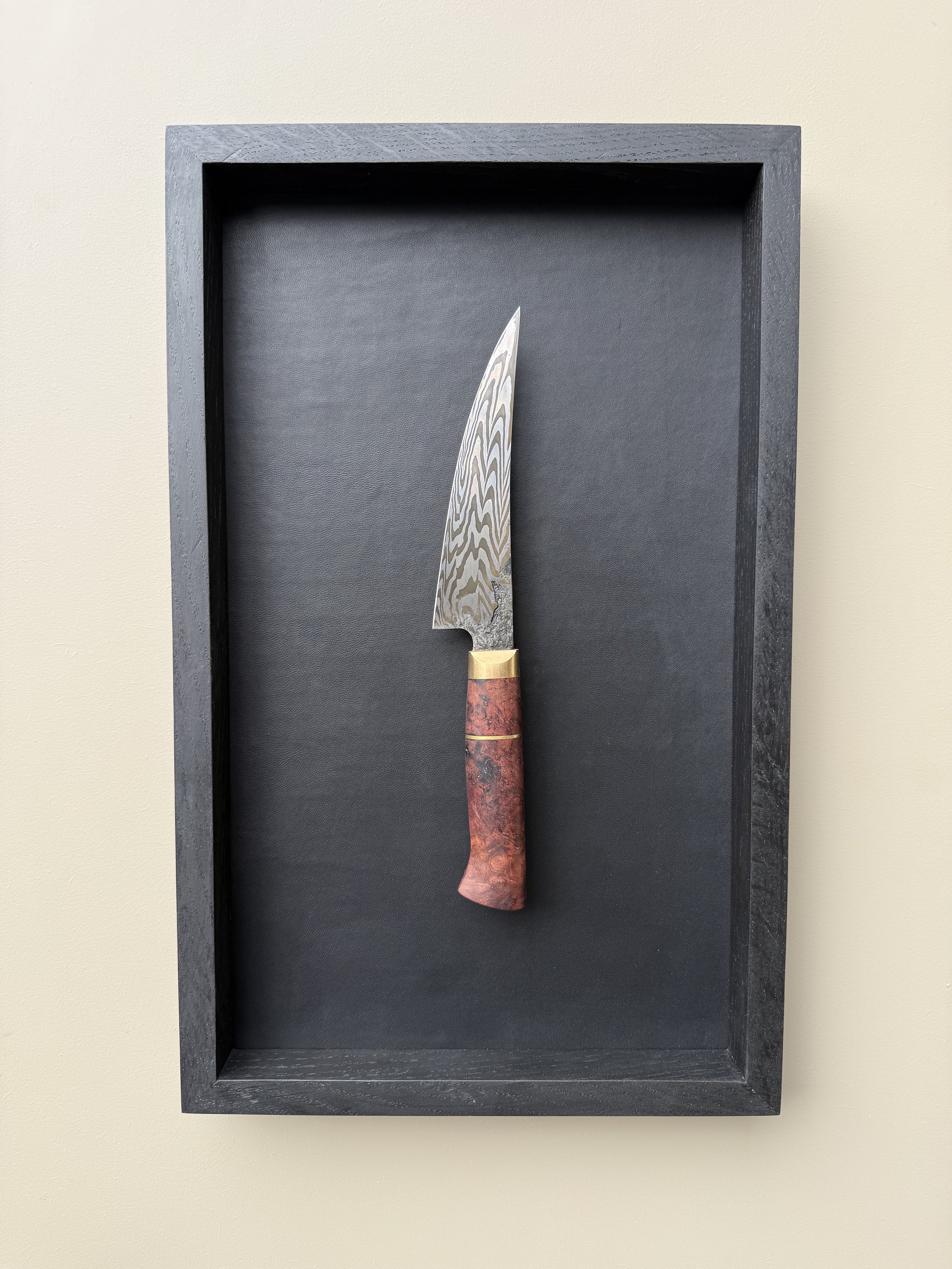 Knife display frame