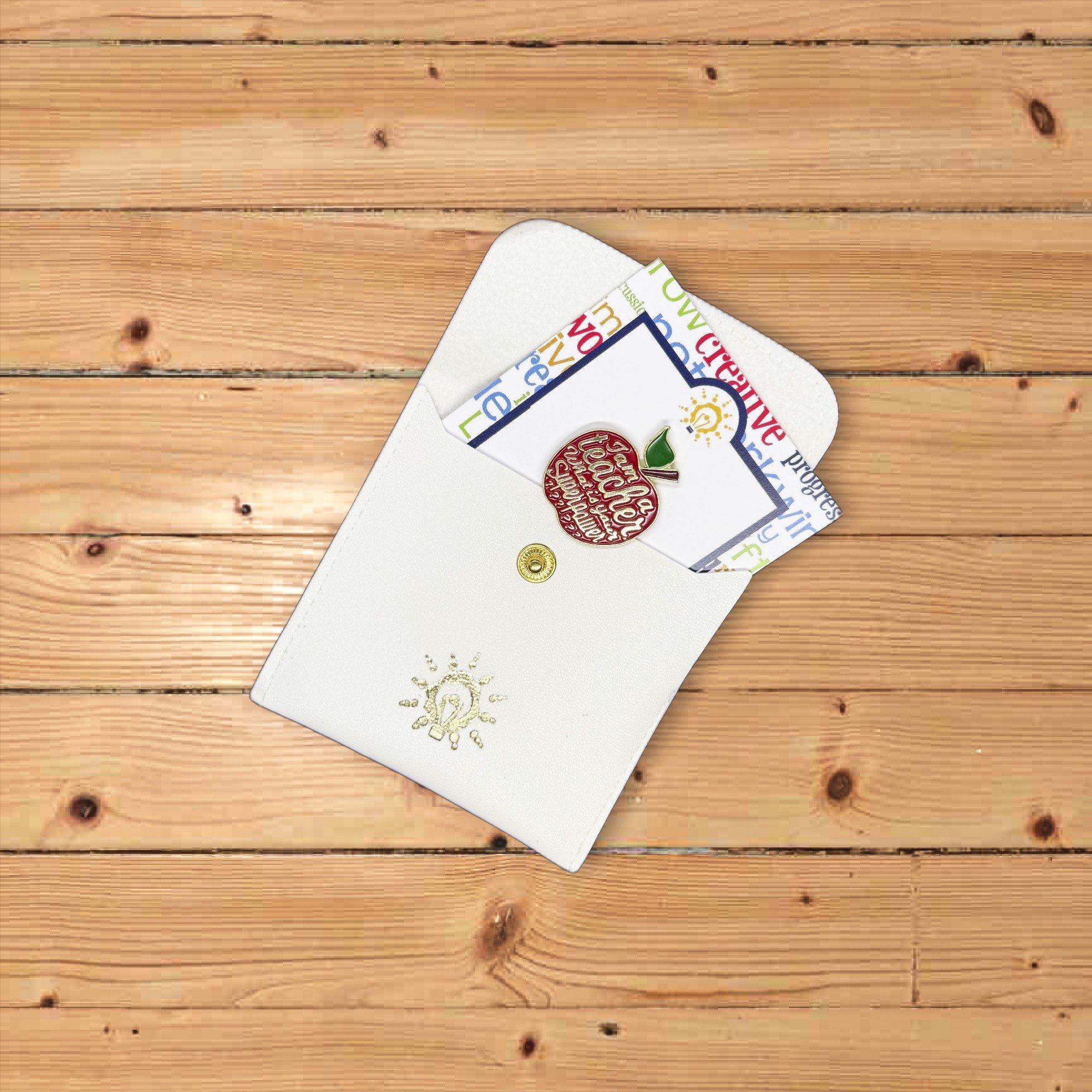 Pouch with pin.png