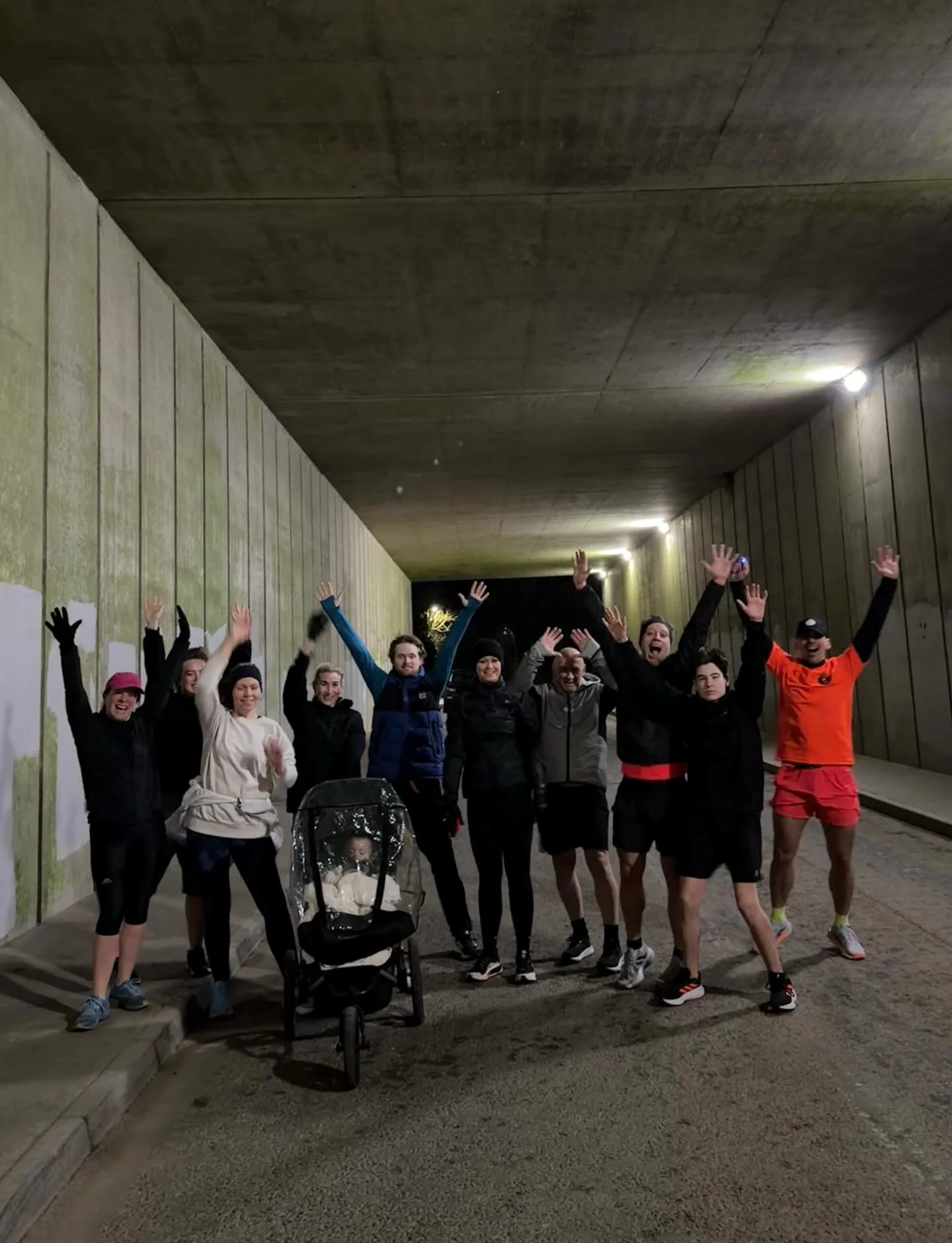When the weather has other ideas&hellip; 🌧️💨
This week&rsquo;s Coached FITT Run Club swapped the stairs for sprintervals in the tunnel.
Staying moving, staying dry, and putting in the effort 👟
Same energy, same good vibes, just a slightly differen