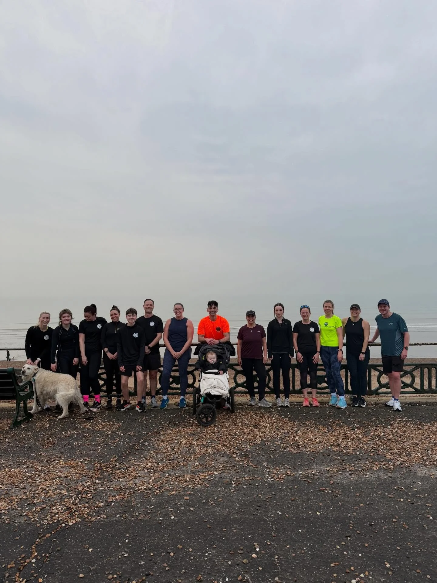 Prom Lamppost Ladders 🌊💡
This week&rsquo;s Coached FITT Run Club hit the Hove promenade for flat lamppost ladders by the sea.

Short sprints between the lampposts help improve speed, running efficiency and cardiovascular fitness, while the steady r
