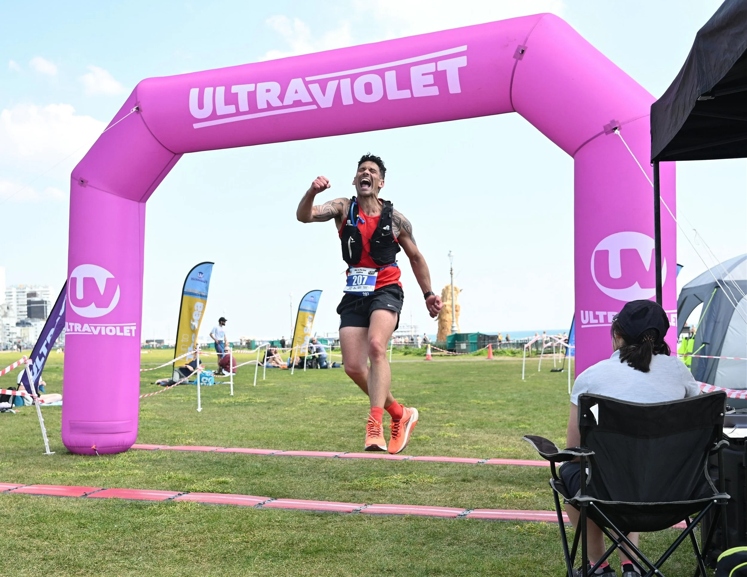 Run To The Sea Brighton

A tail of 50km (actually 51km), no headphones, just incredible people 🏃🏽&zwj;♂️🫶🏼

@ultra_violet_running 

#CoachedFITT #Run #Ultra #Running #50km