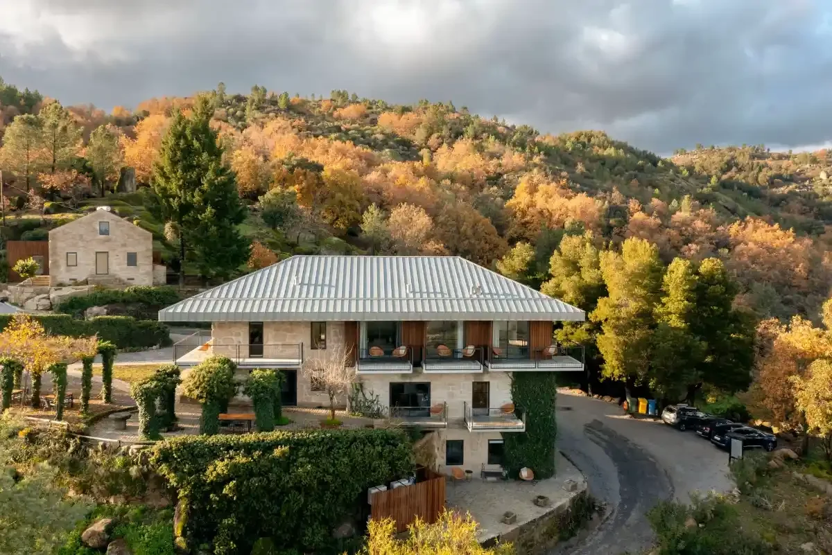 Stone lodge of The Vagar nestled in Serra da Estrela foothills.