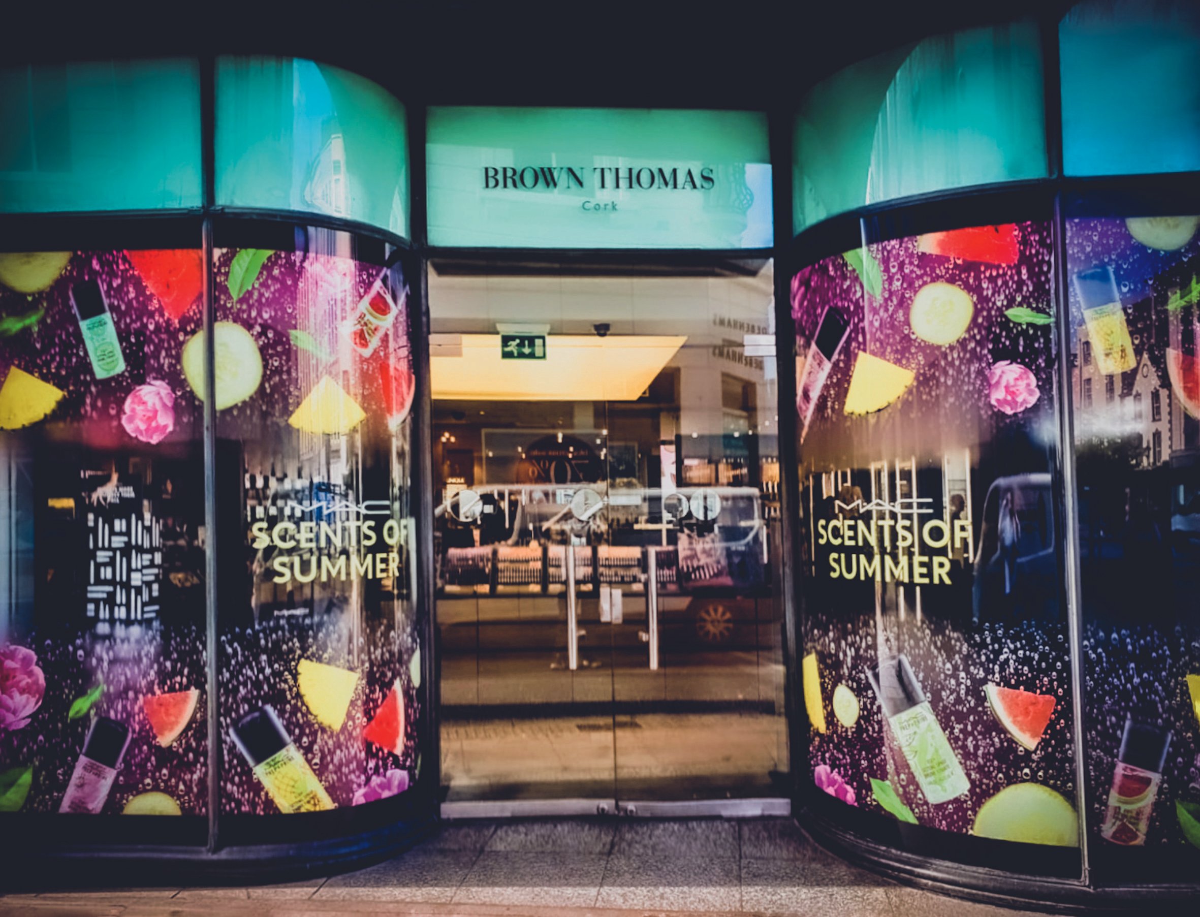 Window Graphics Vinyl Signmakers Cork & Kerry, Ireland.
