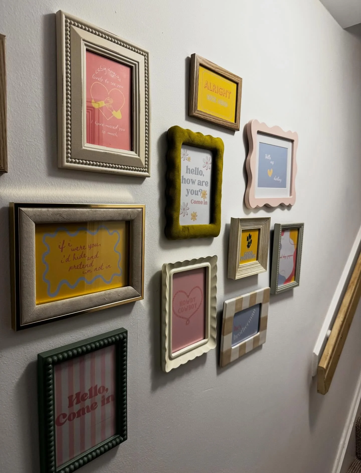 A recent commission for a client&rsquo;s beautiful new home 🏠✨

She asked me to create personalised prints featuring welcoming sayings from her closest friends and family.
Such a thoughtful idea &mdash; it adds so much warmth and personality to her 