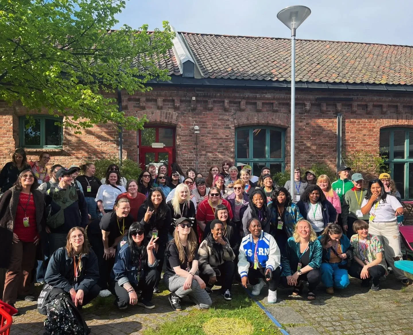 Tack @girlsrockcampalliance f&ouml;r roliga, inspirerande och l&auml;rorika dagar! Konferensen sammanf&ouml;rde 100 ledare fr&aring;n olika organisationer v&auml;rlden &ouml;ver. 💞🌍 Gemenskapen och energin &auml;r n&aring;got vi b&auml;r med oss i 