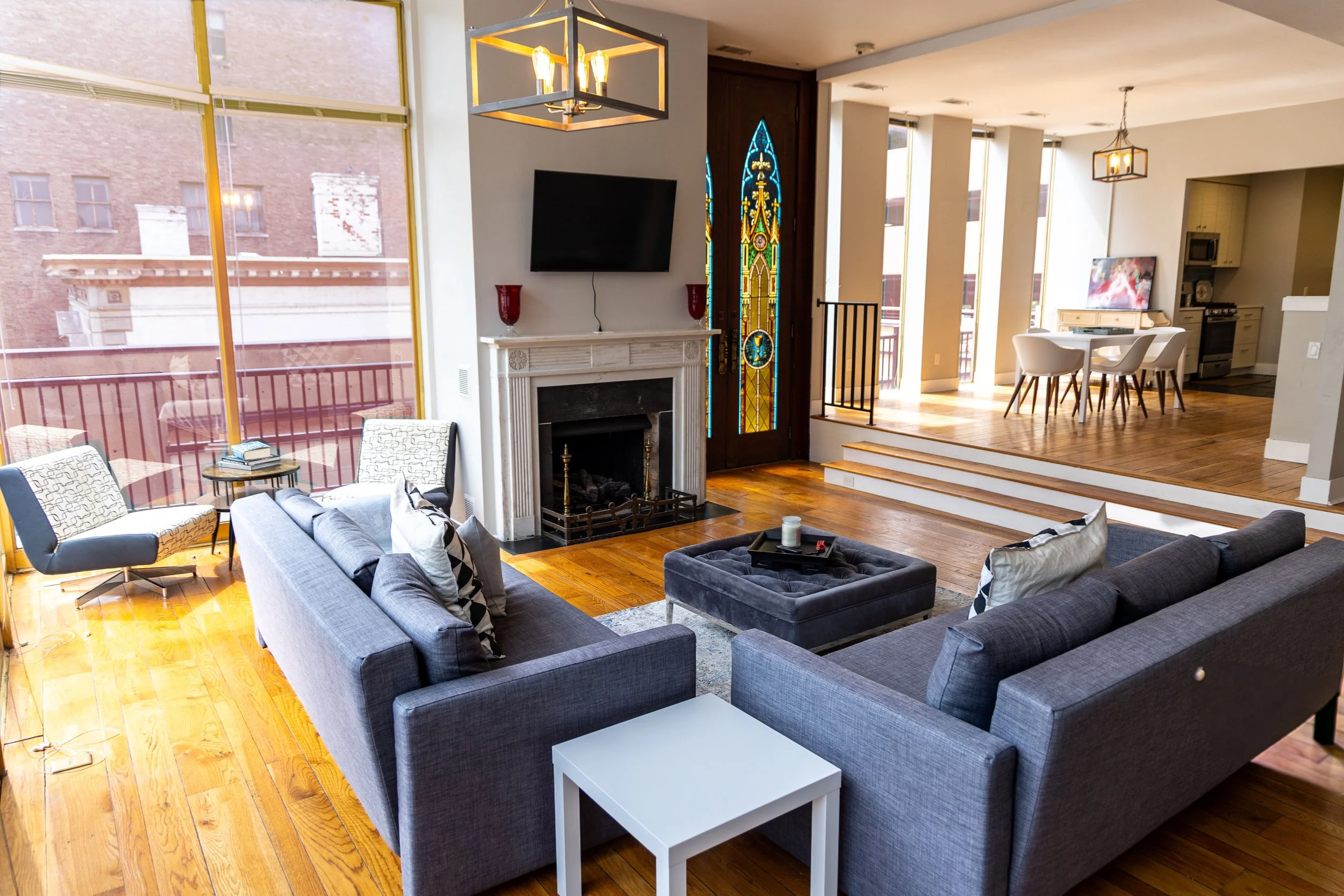 Living Room Sun glow1.jpg