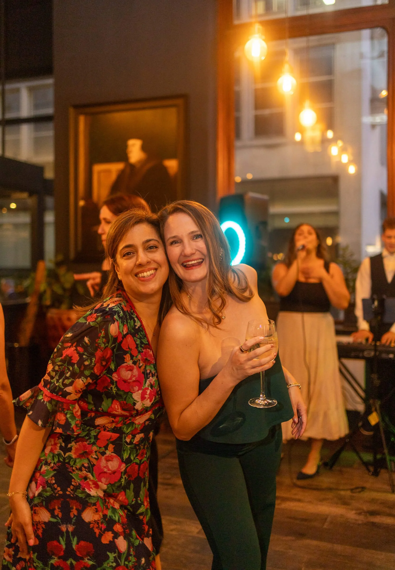 guests-celebrating-private-party-london.jpg