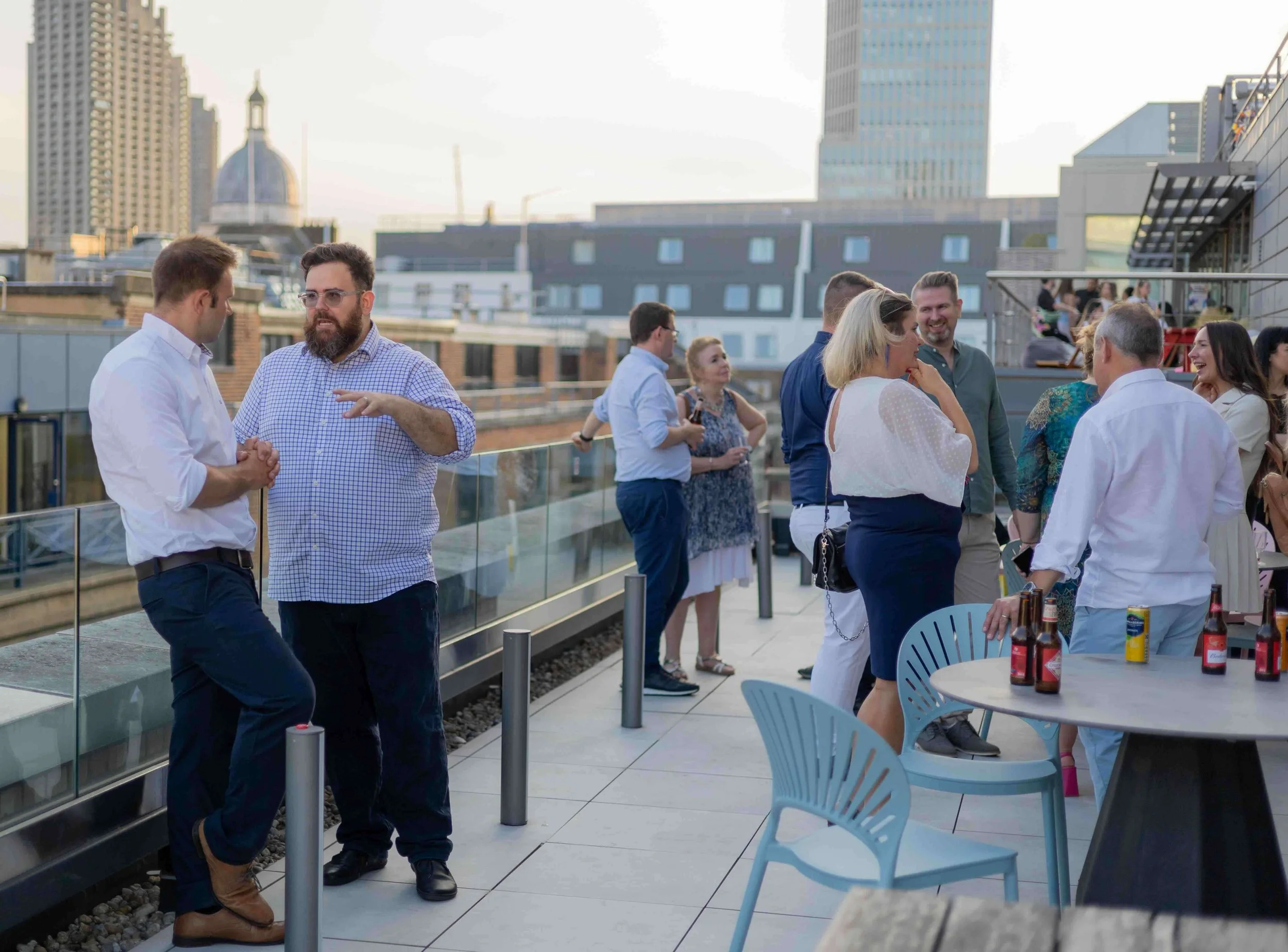 Networking event photography in London, capturing natural interactions, conversations and the atmosphere of business gatherings.