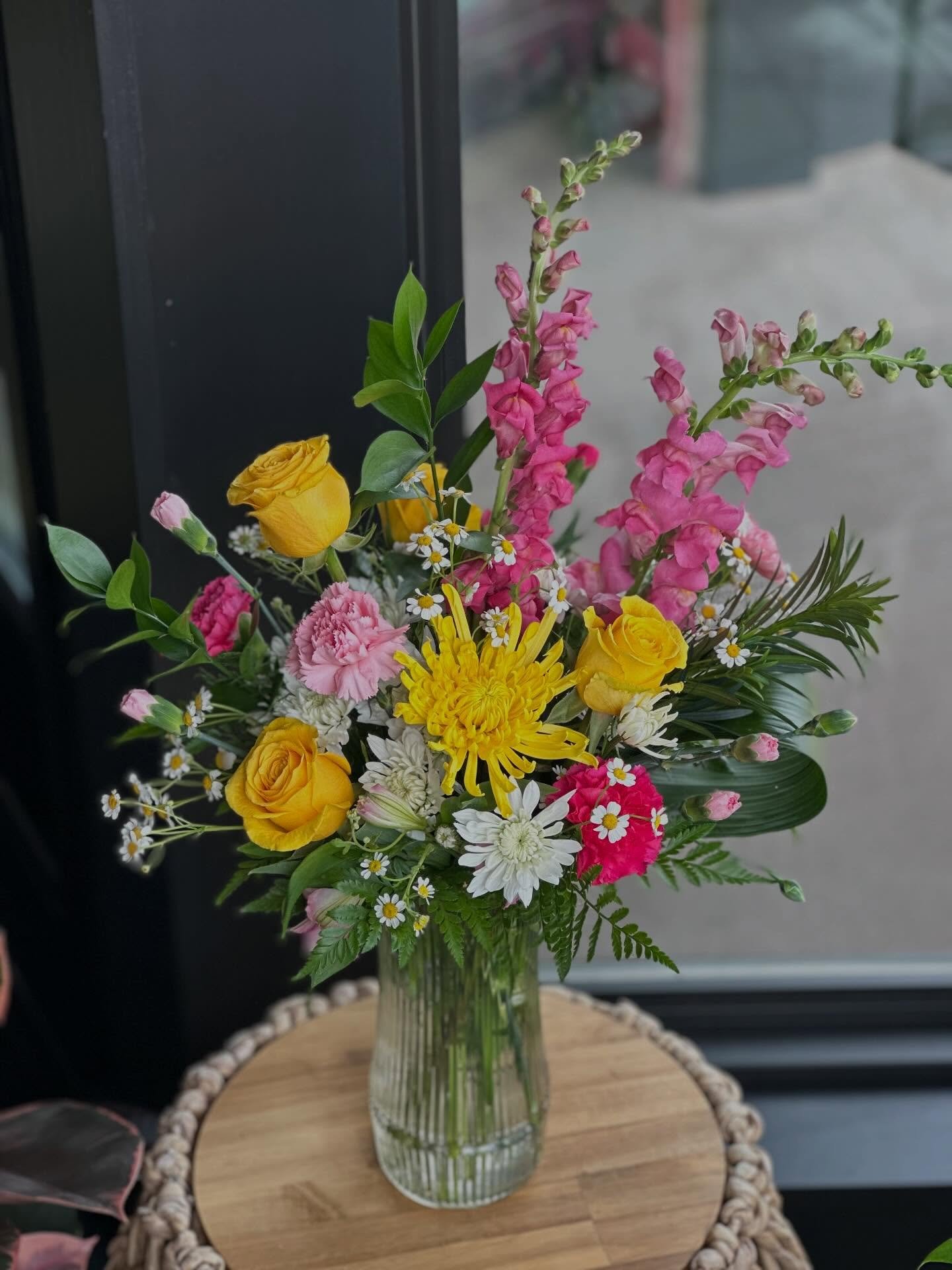 There&rsquo;s just something about flowers on Mother&rsquo;s Day &mdash; they bring joy, beauty, and a heartfelt way to say thank you for everything she does. 💐✨ Flowers are also known to boost serotonin levels, lifting moods and creating lasting ha