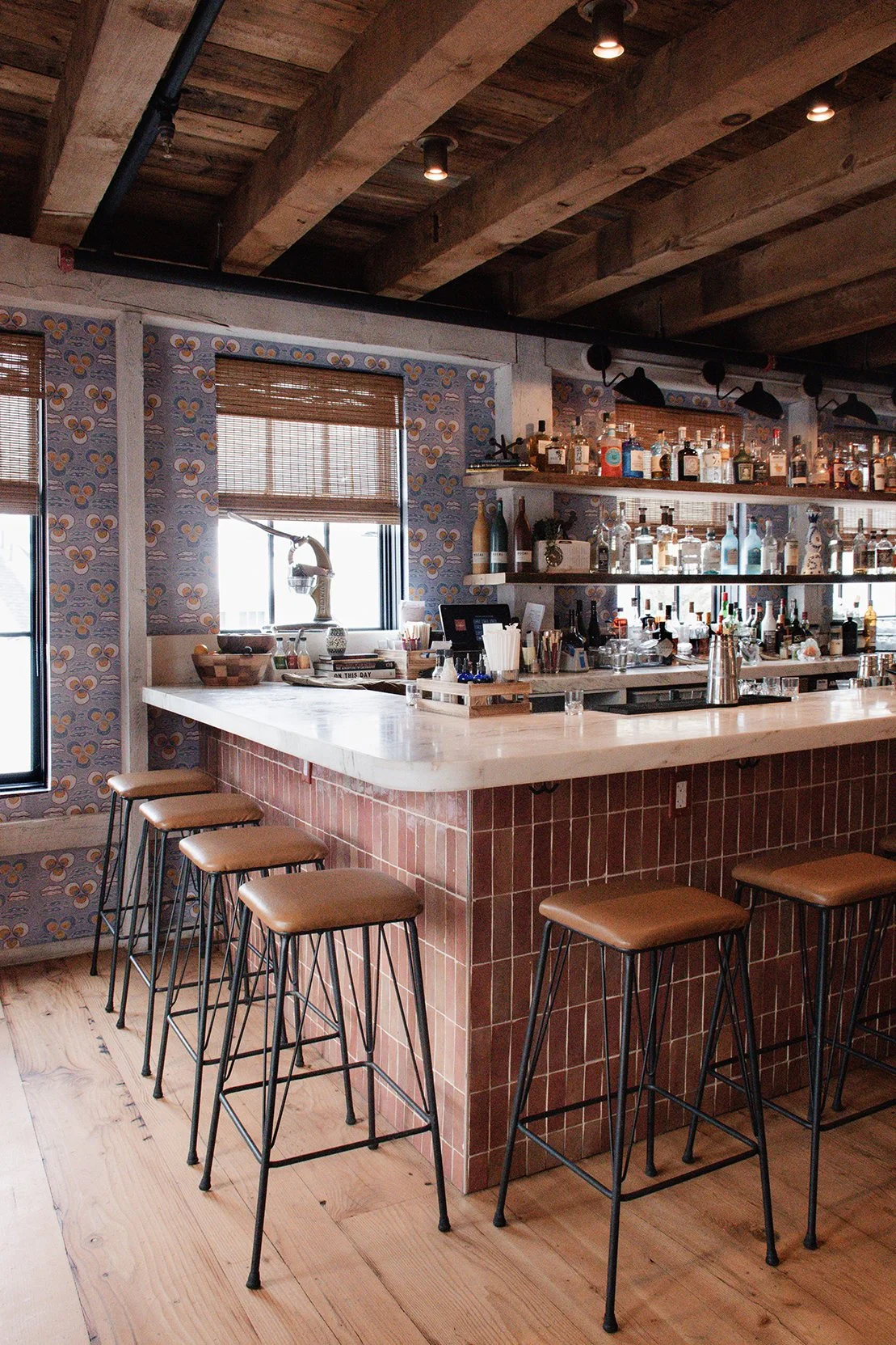 BAR009.jpg