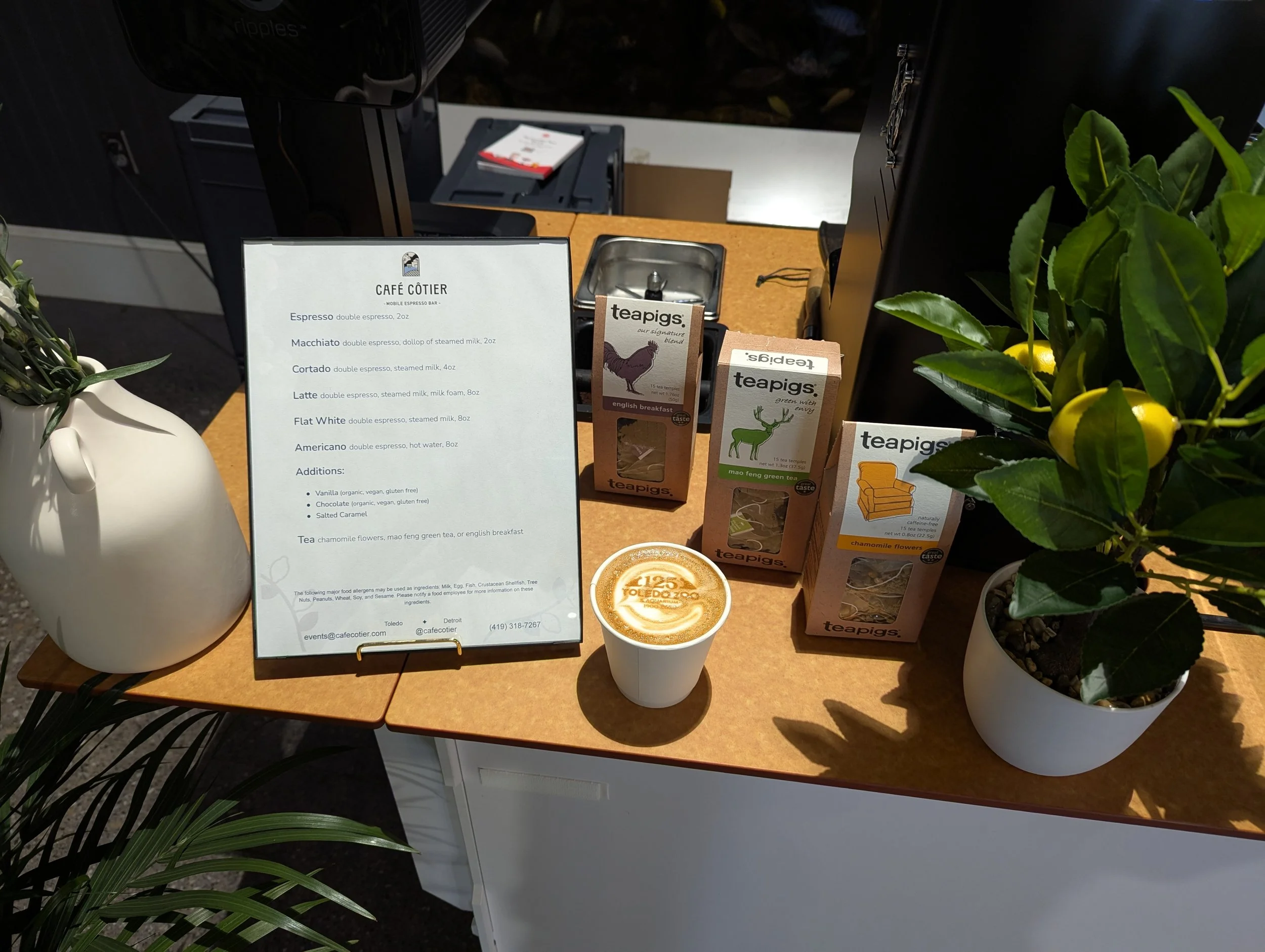 mobile tea catering, mobile coffee catering, custom latte art, toledo, detroit