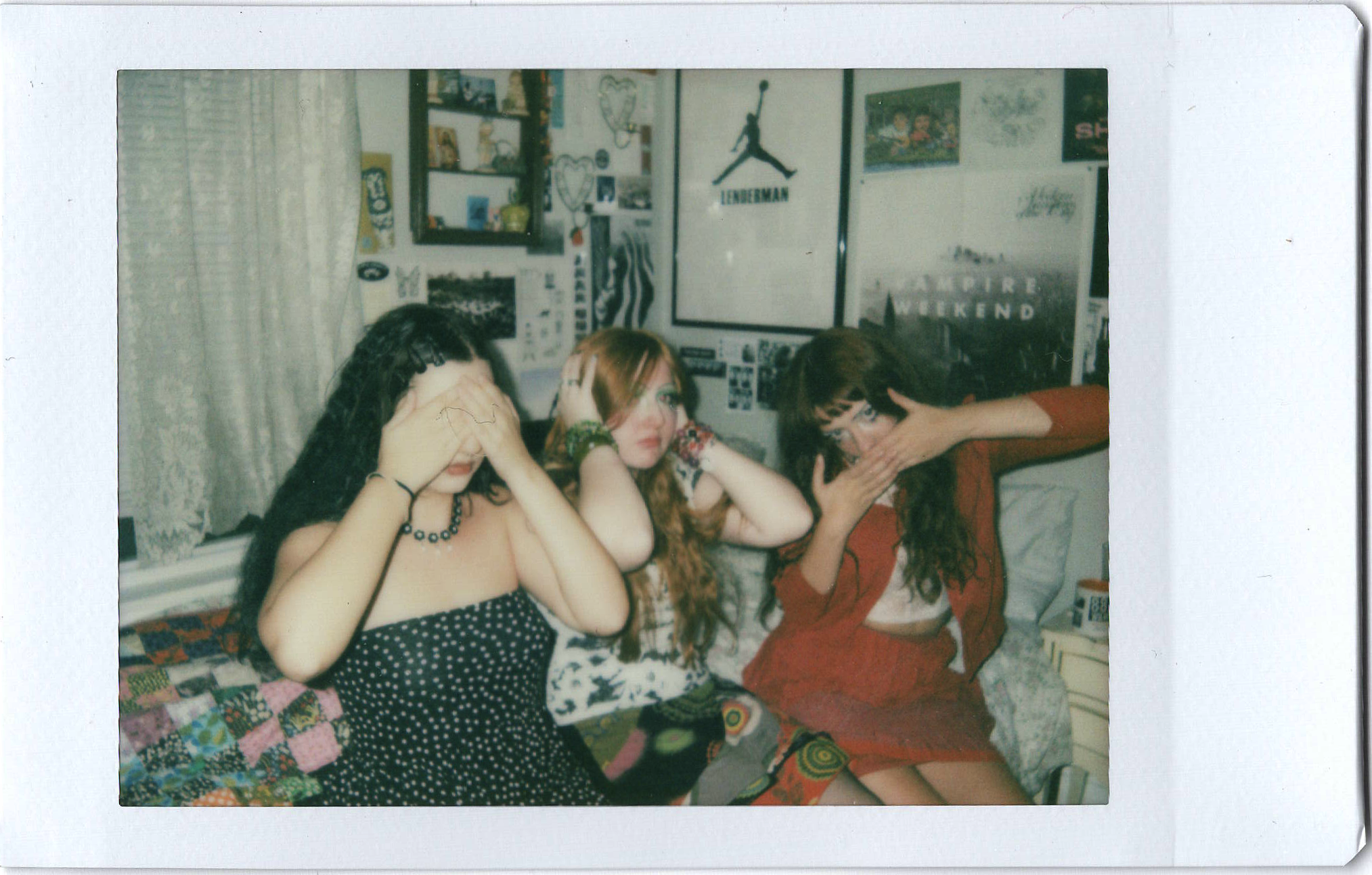 polaroidscan53.png