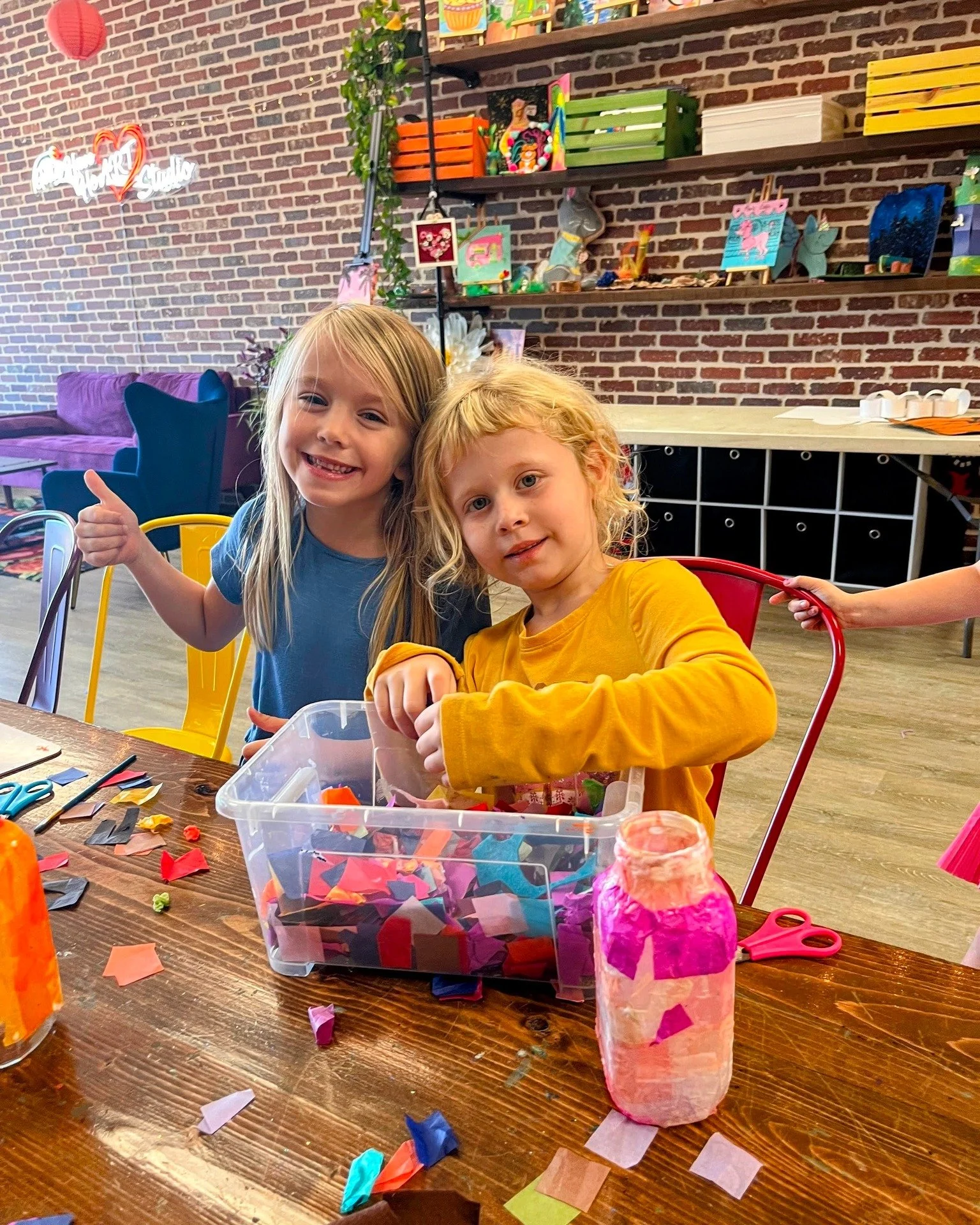 🎨😍 THIS is what happens when creativity takes over!

A little tissue paper, some glue, a whole lot of imagination, and look what our young artists created! 🌈

Last week's After School Art Lab was full of colorful creations, big smiles, and plenty 