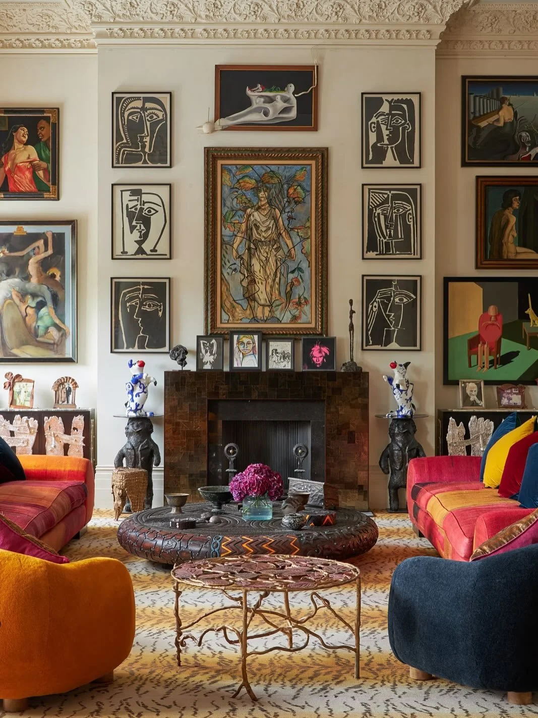 On the WEIZ&amp;CO cultural calendar 🧡
Floors in animal print, tables crawling with snakes, and lanterns dancing with butterflies, the London home of Pauline Karpidas was a surrealist dream cloaked in couture. Chair arms became golden swans. A coppe