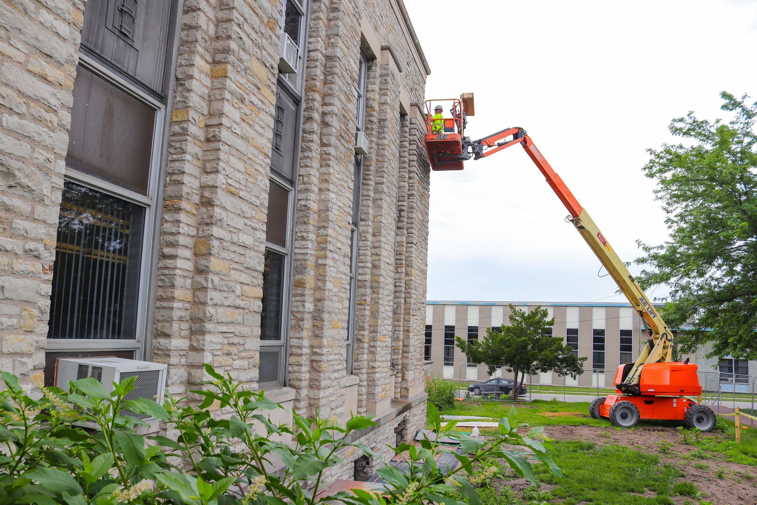 Work being done on Saginaw's City Hall building