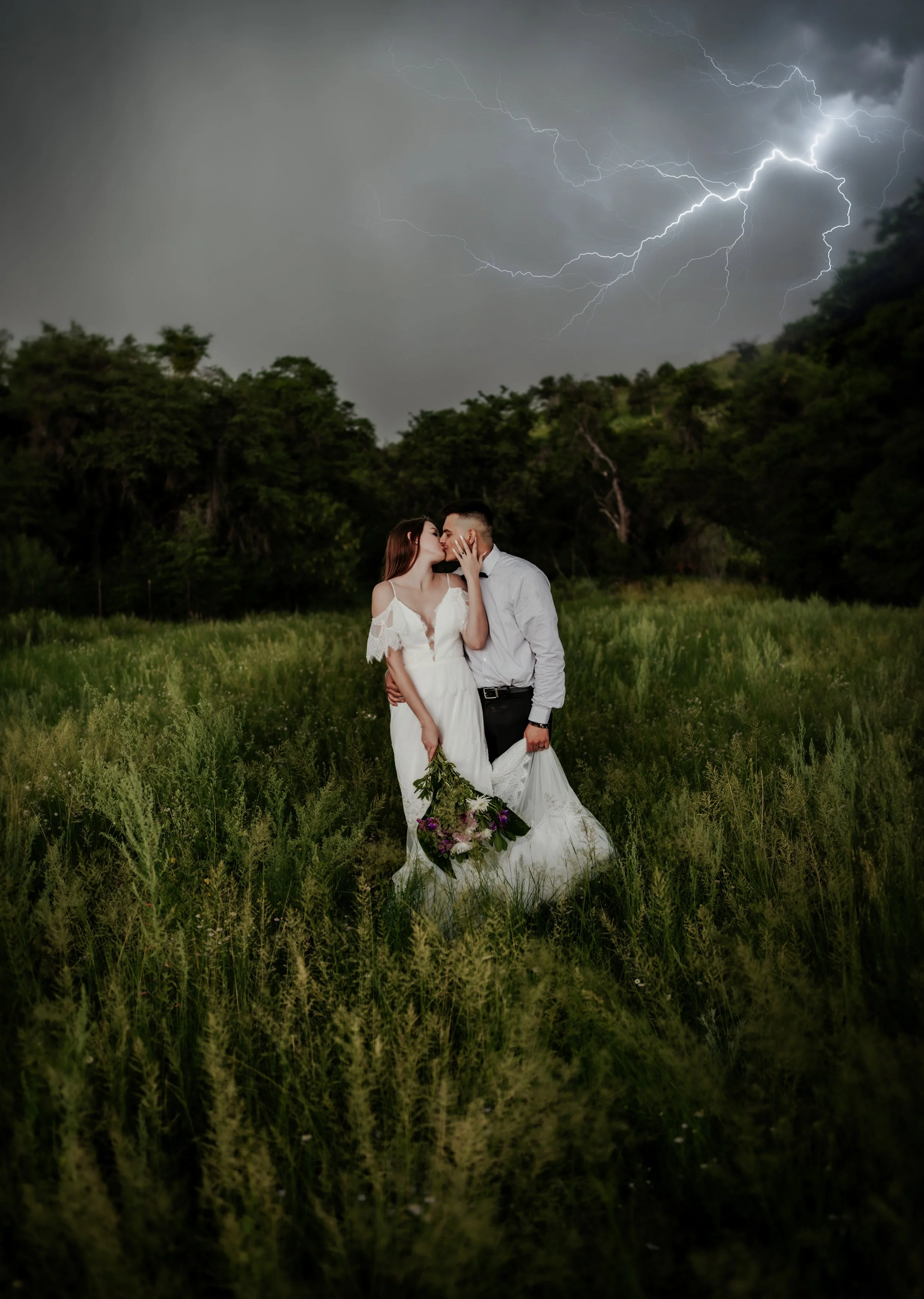 Wedding vs. Elopement - Which one is right for you?