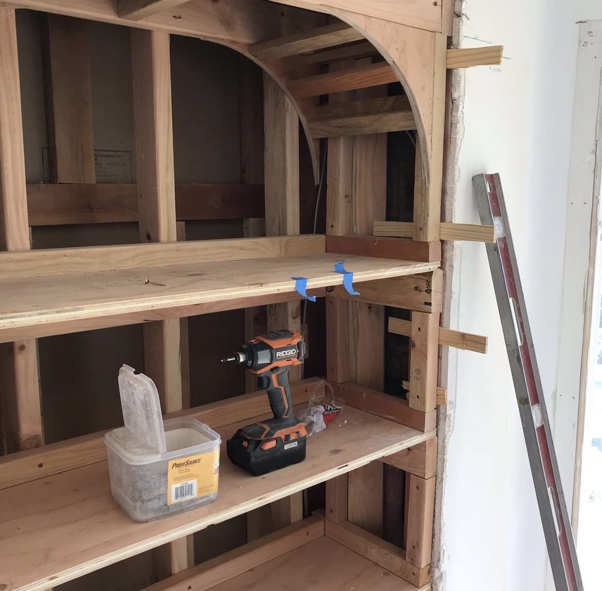 Custom Built in Shelving 1/3