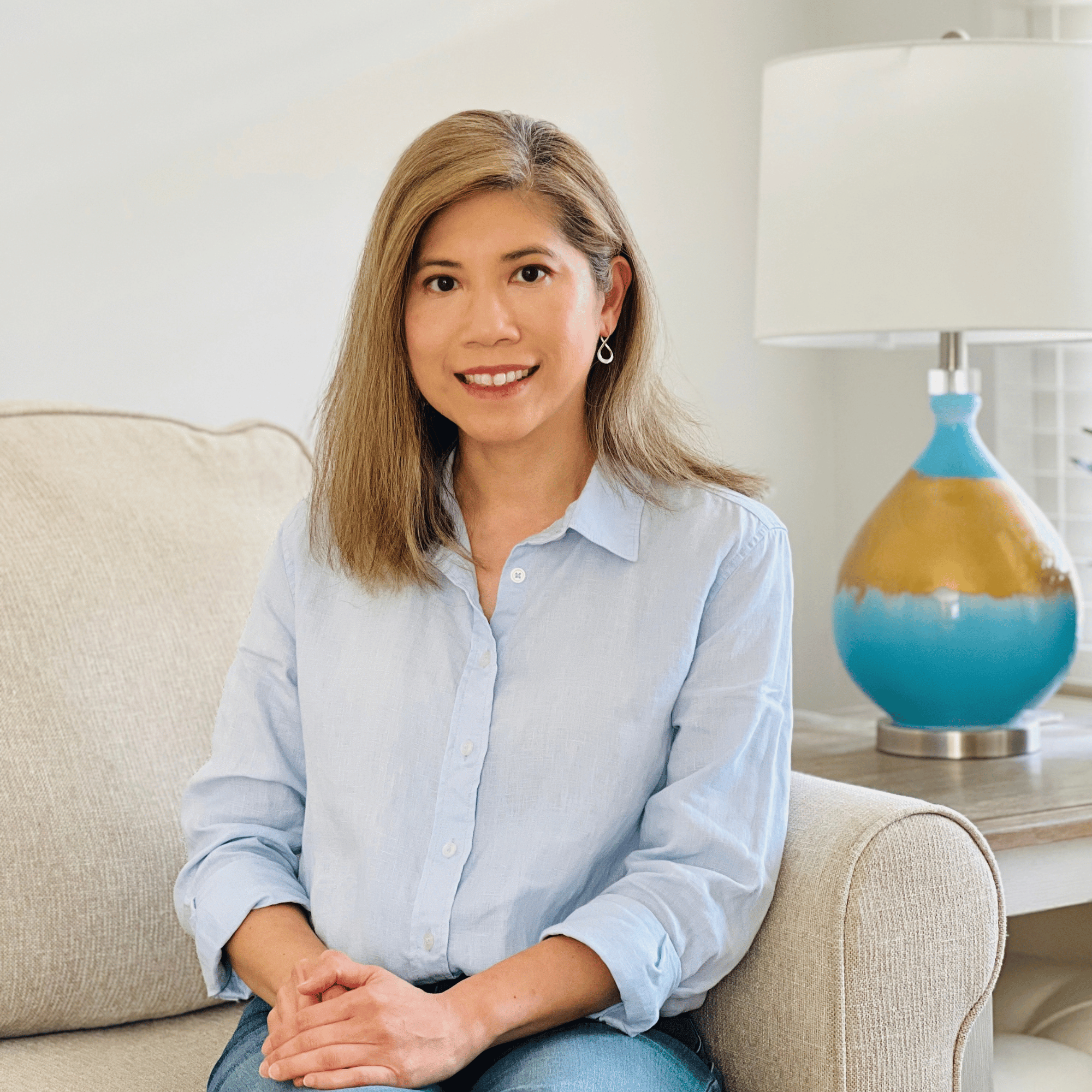Burnout coach and career strategist, helping high-achieving professionals recover from burnout