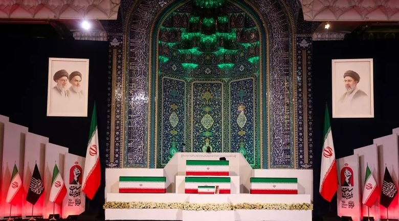 "مهندس الخراب".. نعش في طهران وزغاريد وتهليل في العواصم العربية
