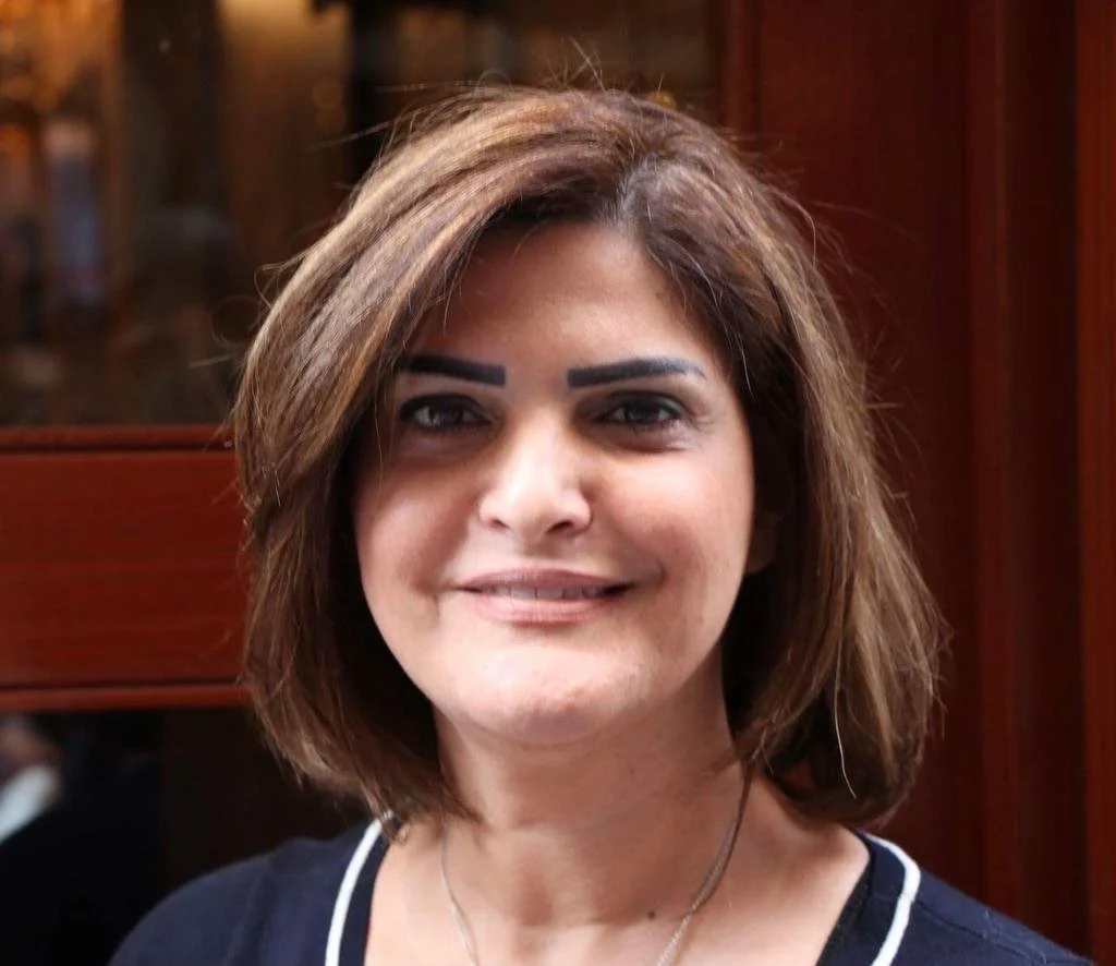  عندما أراد الشعبُ الحريةَ والحياةَ.. سميرة المسالمة تنجو من نفق الذل