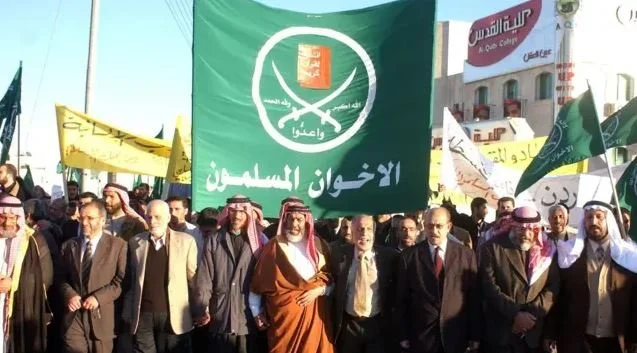"استهداف جذور التطرف".. كيف أصبح الإخوان في قلب استراتيجية أميركا لمكافحة الإرهاب؟