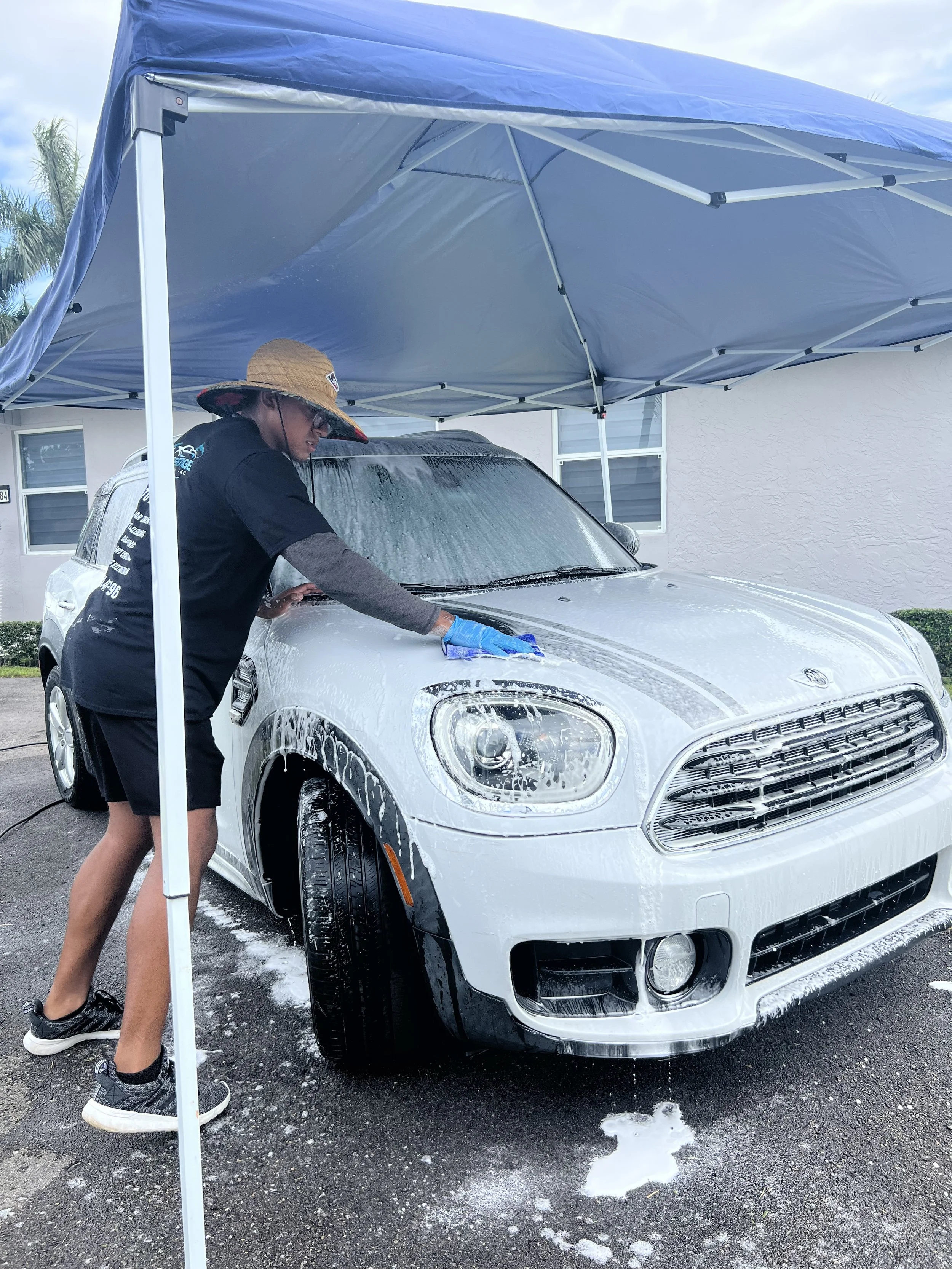 Exterior wash-Prestige Detailing