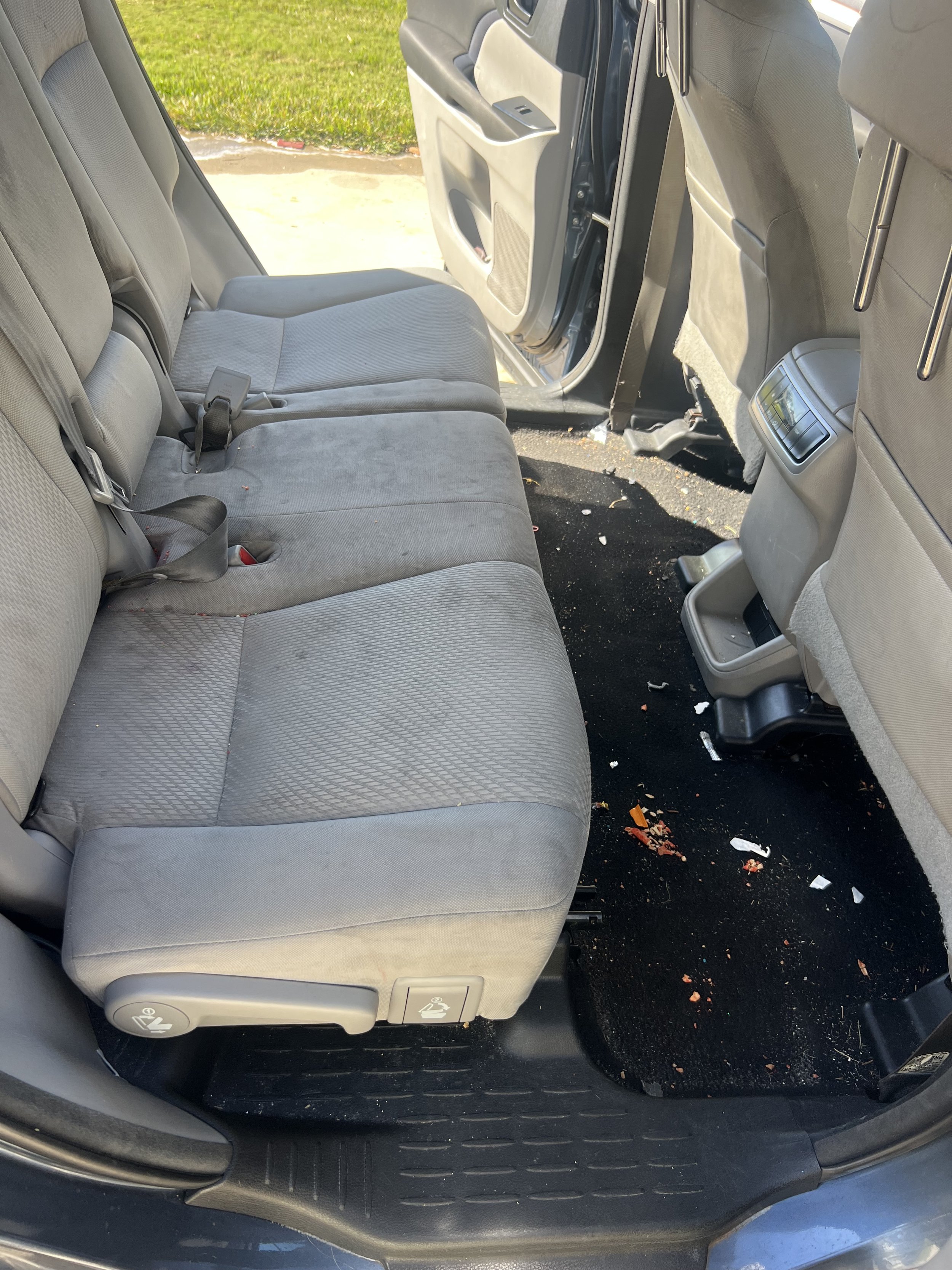 BEFORE INTERIOR SEAT SHAMPOO AND STEAM CLEANING SERVICE