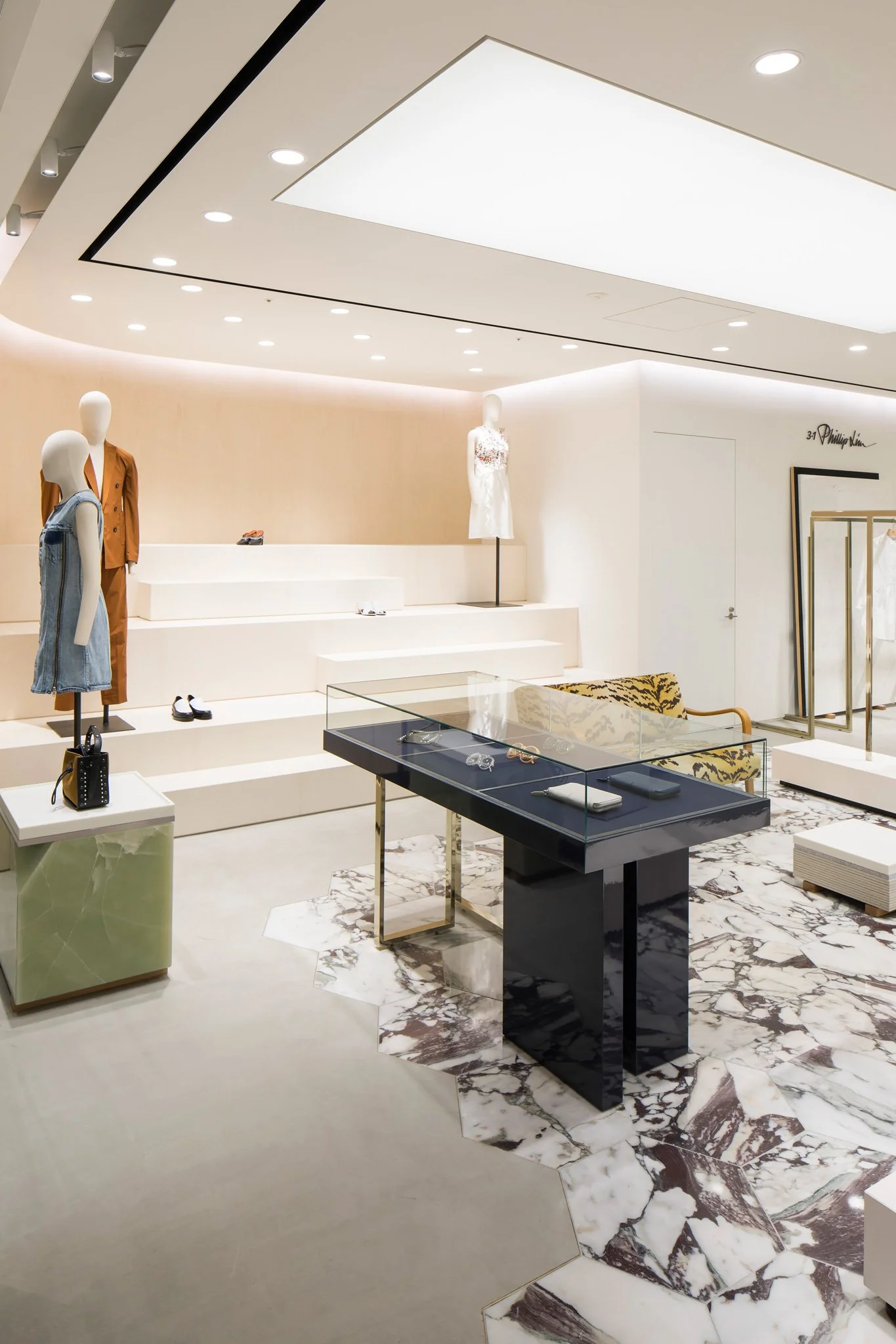 EMY_2_31 Phillip Lim–Ginza.jpg
