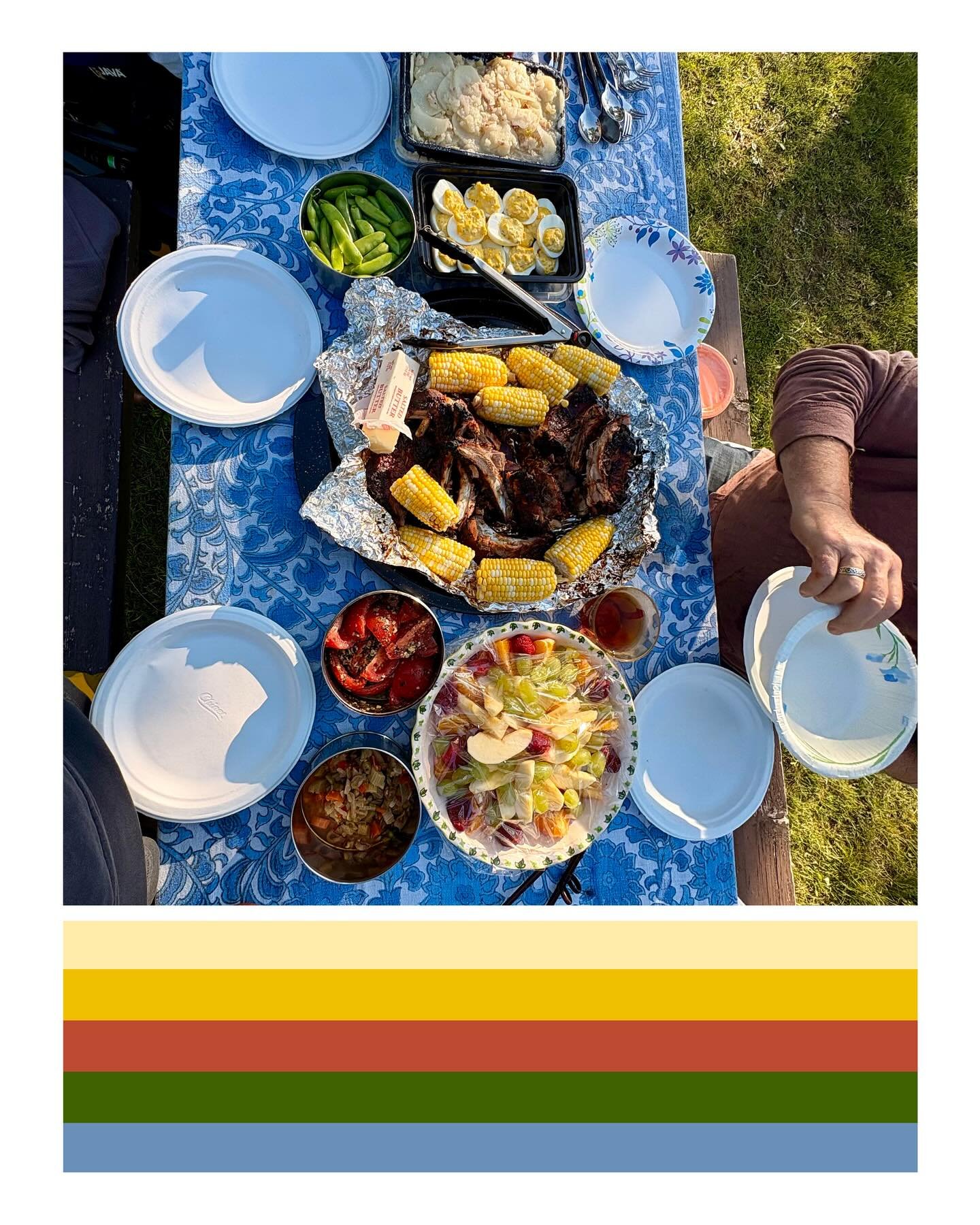 Colors of the Month : June + July

I always find myself slowing down in June, both physically and mentally.  It&rsquo;s my birth month, it&rsquo;s hot, it&rsquo;s humid...I only want melon...and ice cream. A long trip away did the body good. It was n