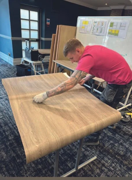 Vinyl fitter 