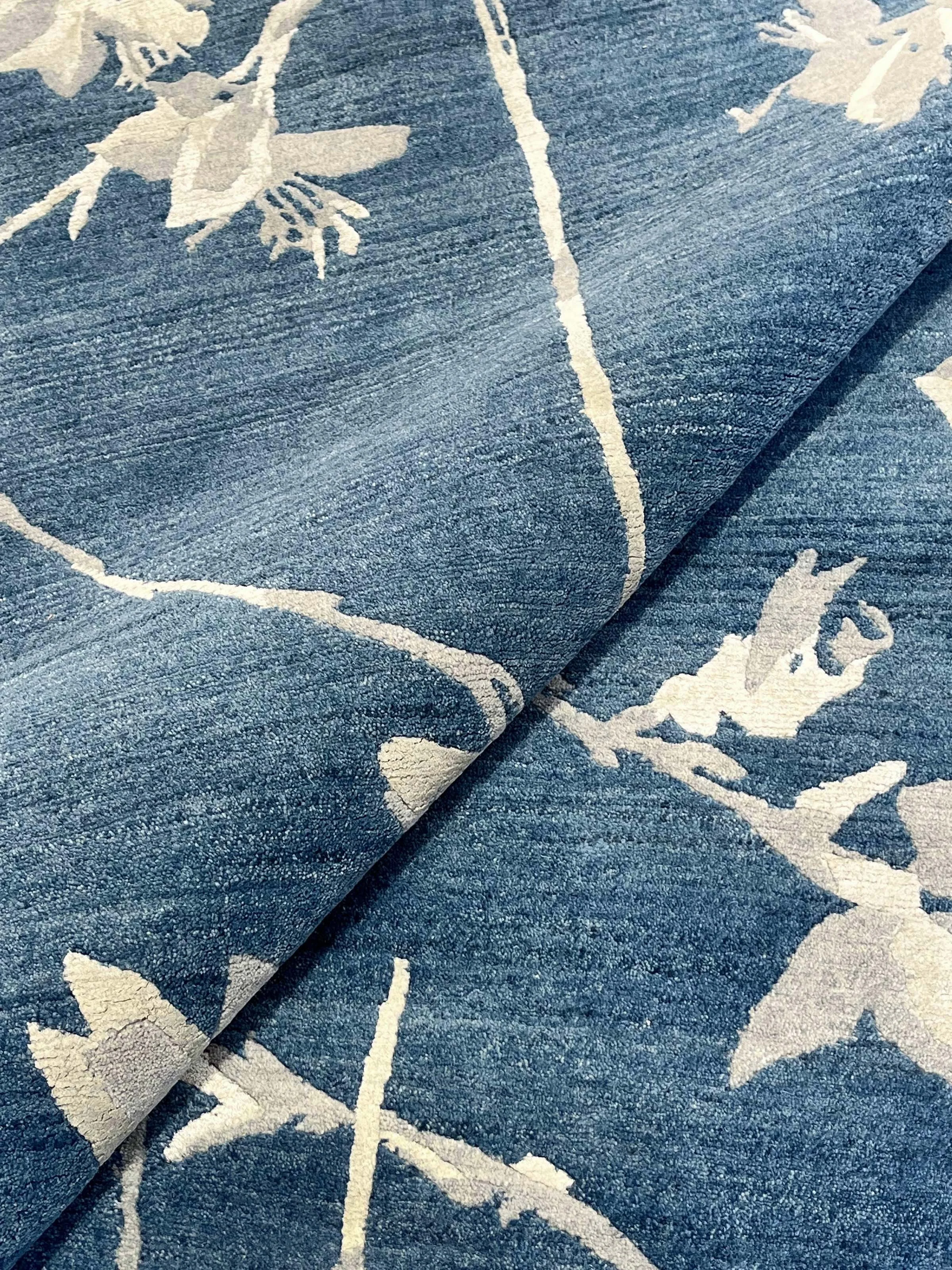 Gianotha in lapis lazuli_detail.jpg