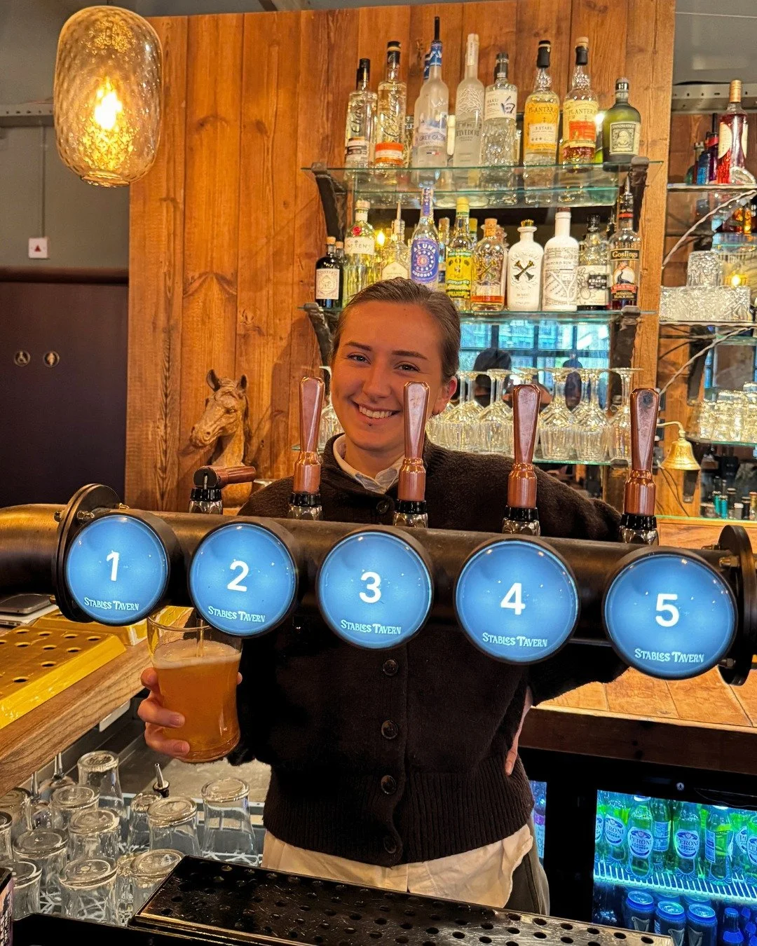 Say hello to Sam 👋

Our brand new assistant manager and already a big part of the team. 

Her go-to pint? Sure Shot A Small Man&rsquo;s Wetsuit...very fitting (she had to stand on a stool to get this photo😆). Or if she&rsquo;s in a fruitier mood, s