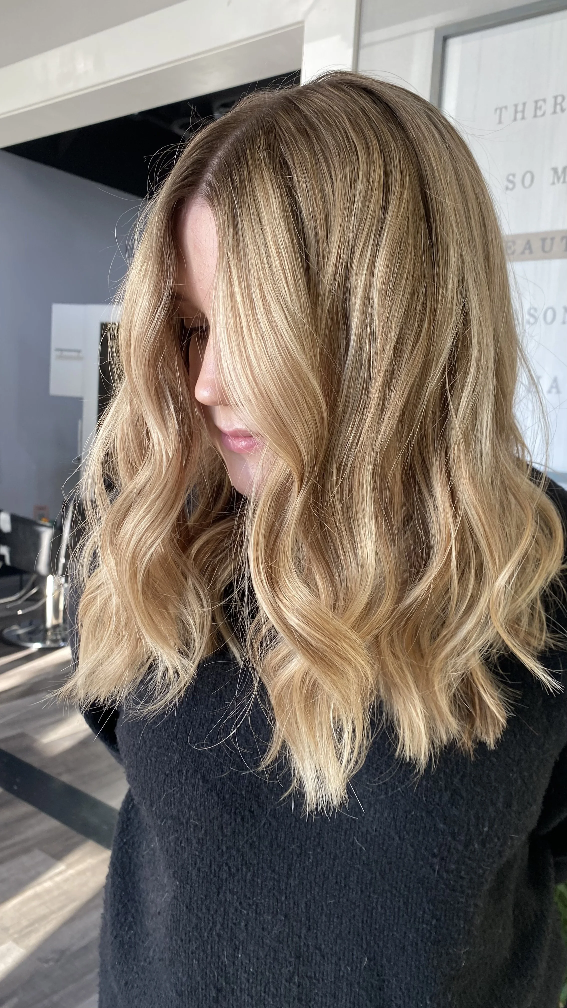 Hair Color Specialist in Tri Cities. Balayage in Tri Cities. Hair Highlights  in Tri Cities.
