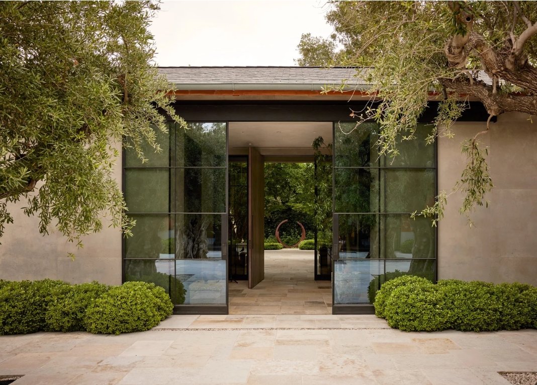 Holmby Hills, Backen & Backen