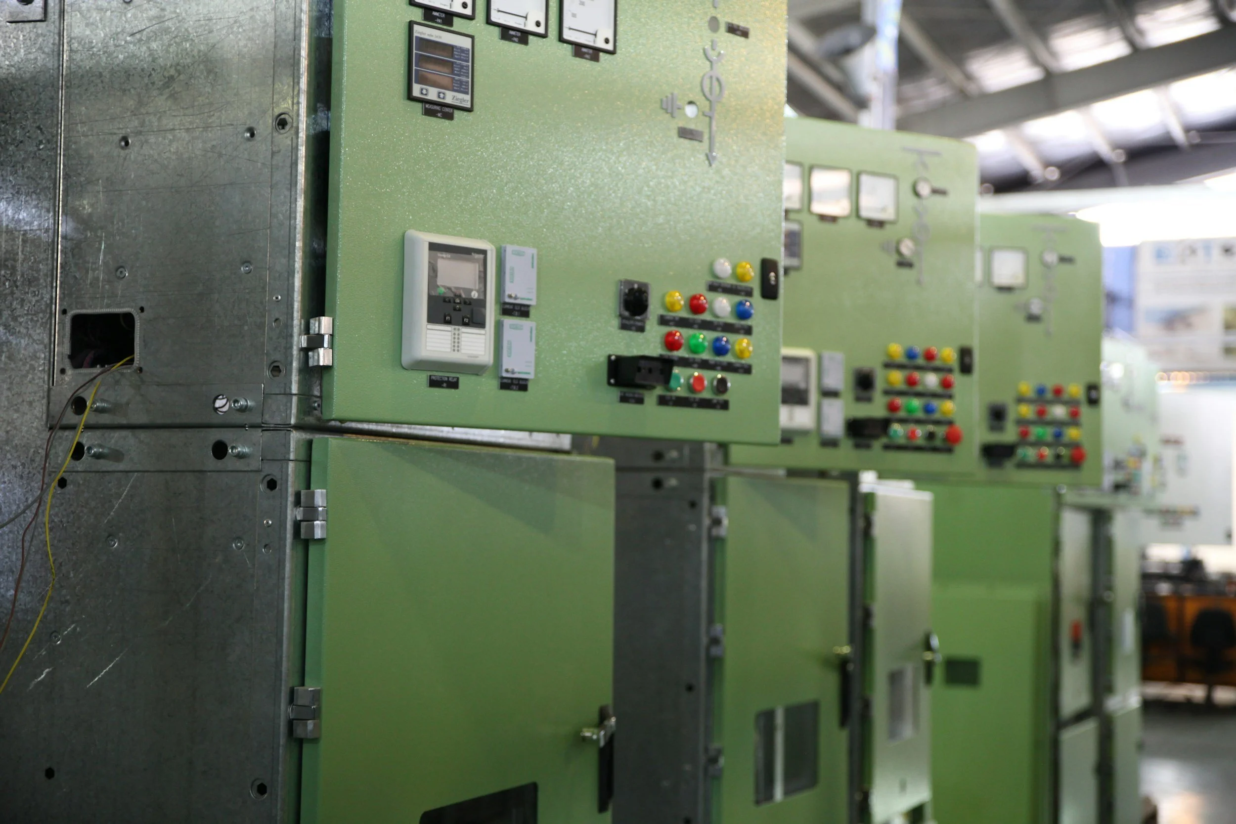 Medium-voltage switchgear Inspection