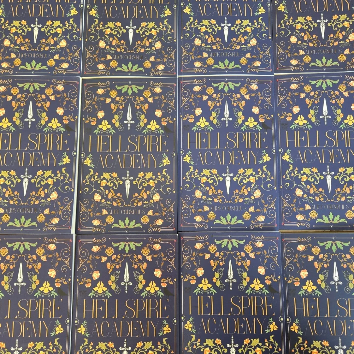 I love delivery days 💫💙 
You can also find a copy now at the library!

#thrillerromance #indieauthor #aussieauthor #enemiestolovers