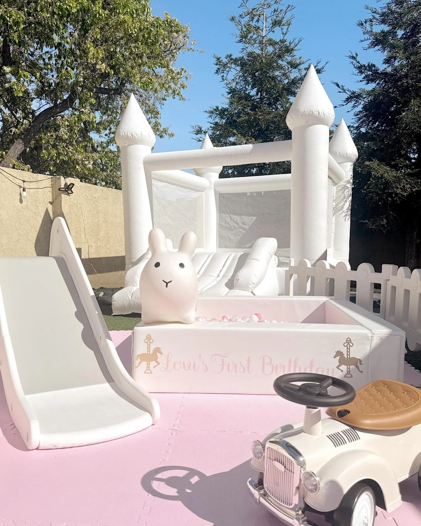 The Sunnier days are near ☀️ April is filling fast! Now booking for Summer 2026
-
#bayareasoftplay #softplayrentals #bayaremoms