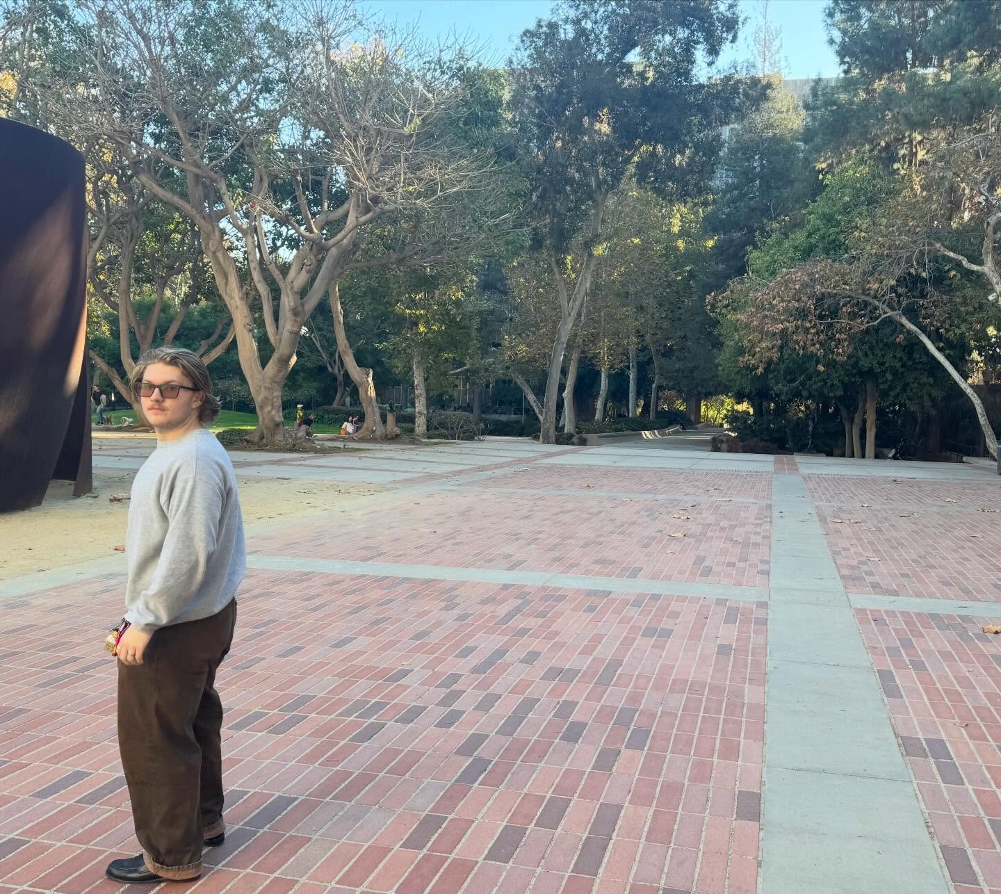 this year was both rough and one of the most important years of my life. Cheers to all my friends and family!

May you enter this year with a clear head and a desire to explore. 

Love, 

Colin