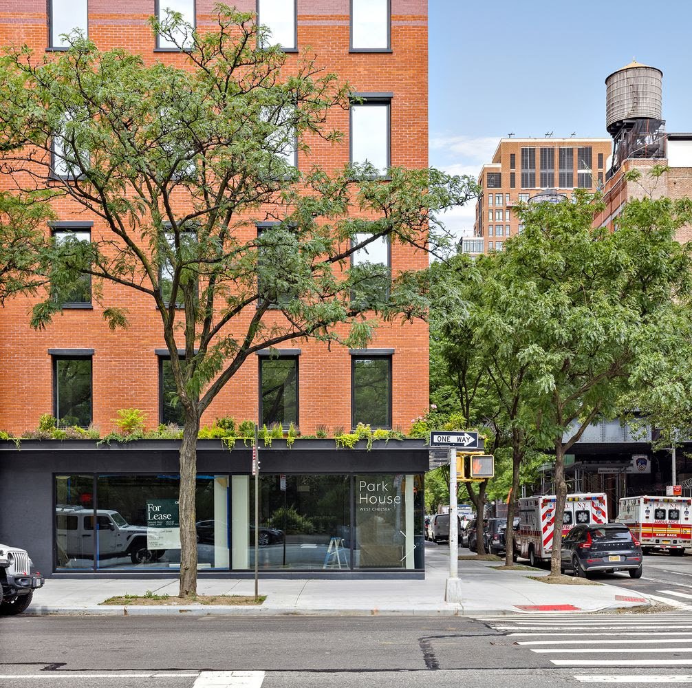 500 W22nd frontage.jpg