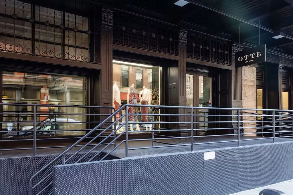 35 B North Moore Street