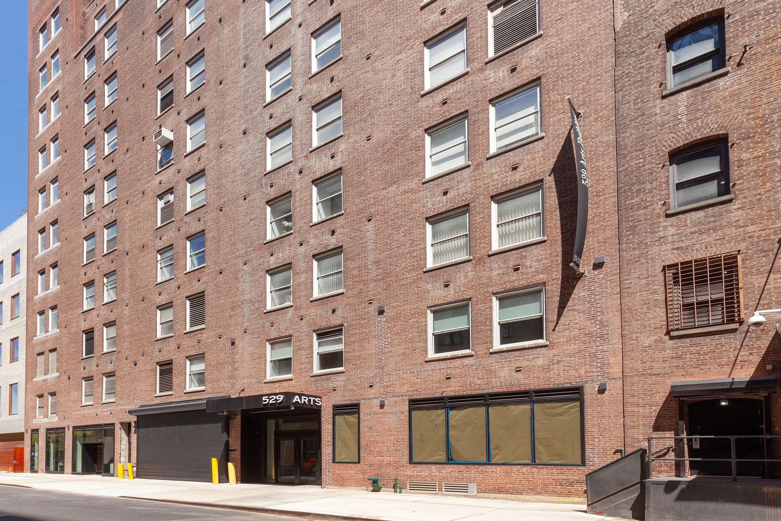 529 West 20th Street