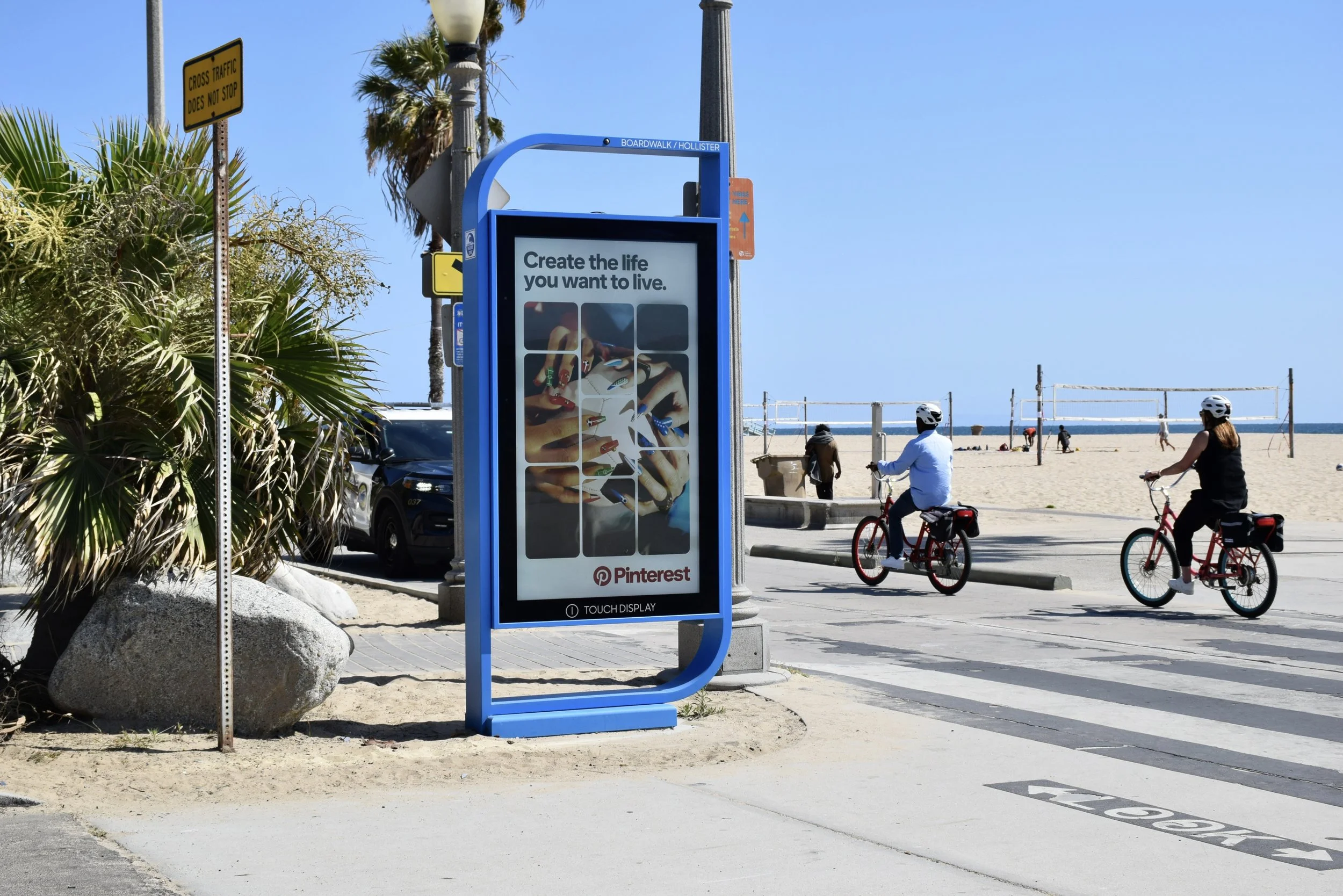 LA.D400_PINTEREST_APPROACH6_051126.JPG