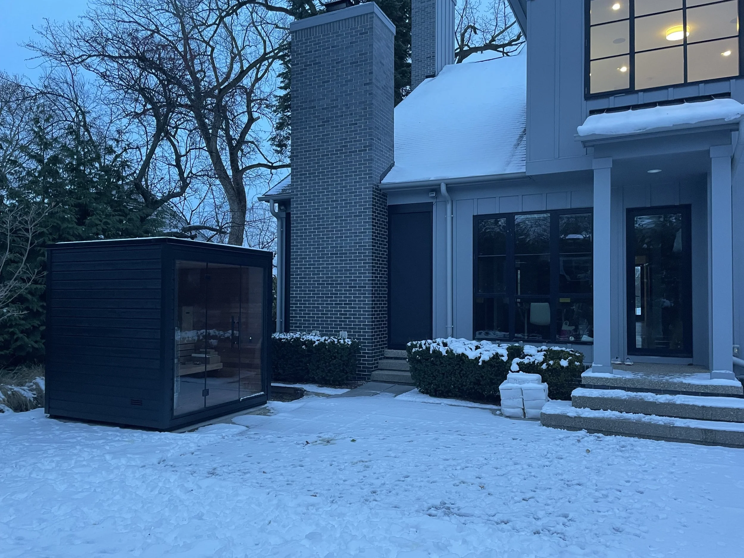 Birmingham Modern Outdoor Sauna_exterior2.jpeg