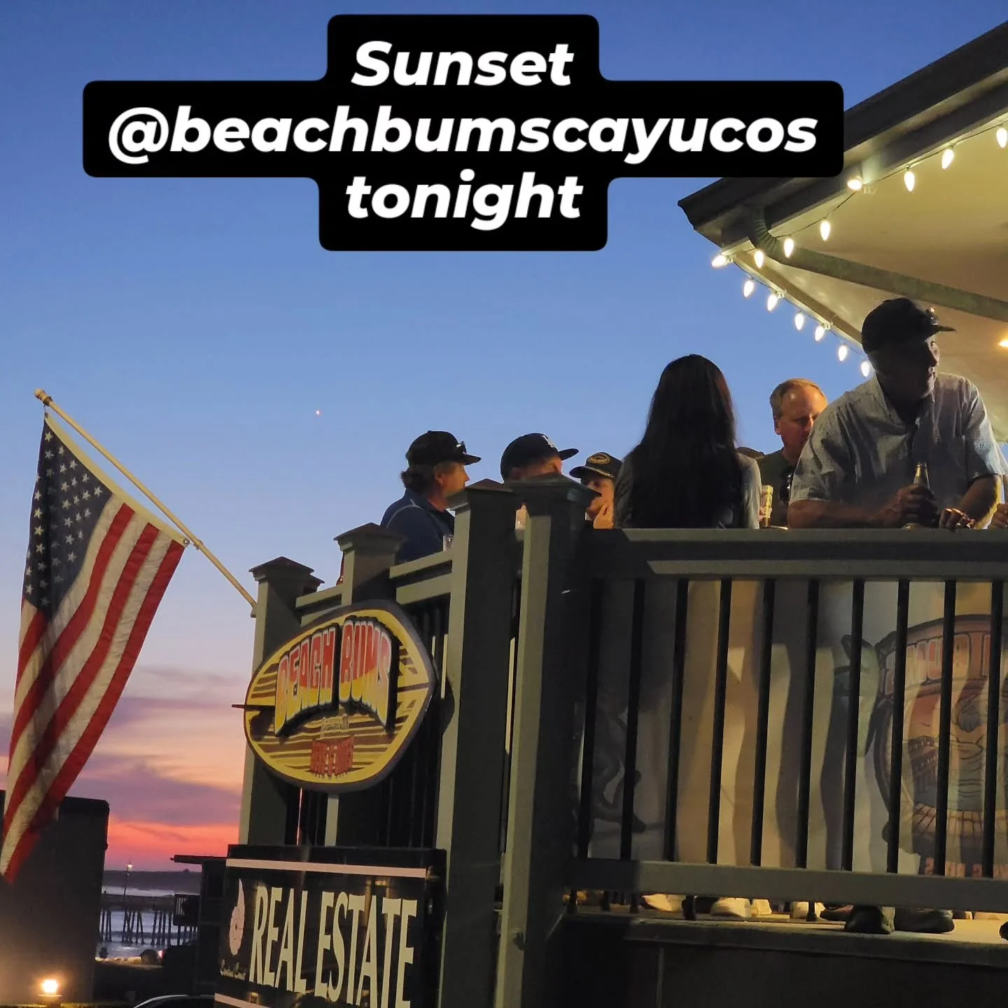 Great weekend to catch  a sunset on the Beach Bums Oceanviw Deck with outstanding sunsets...drinks..food...vibe...#cayucosforever