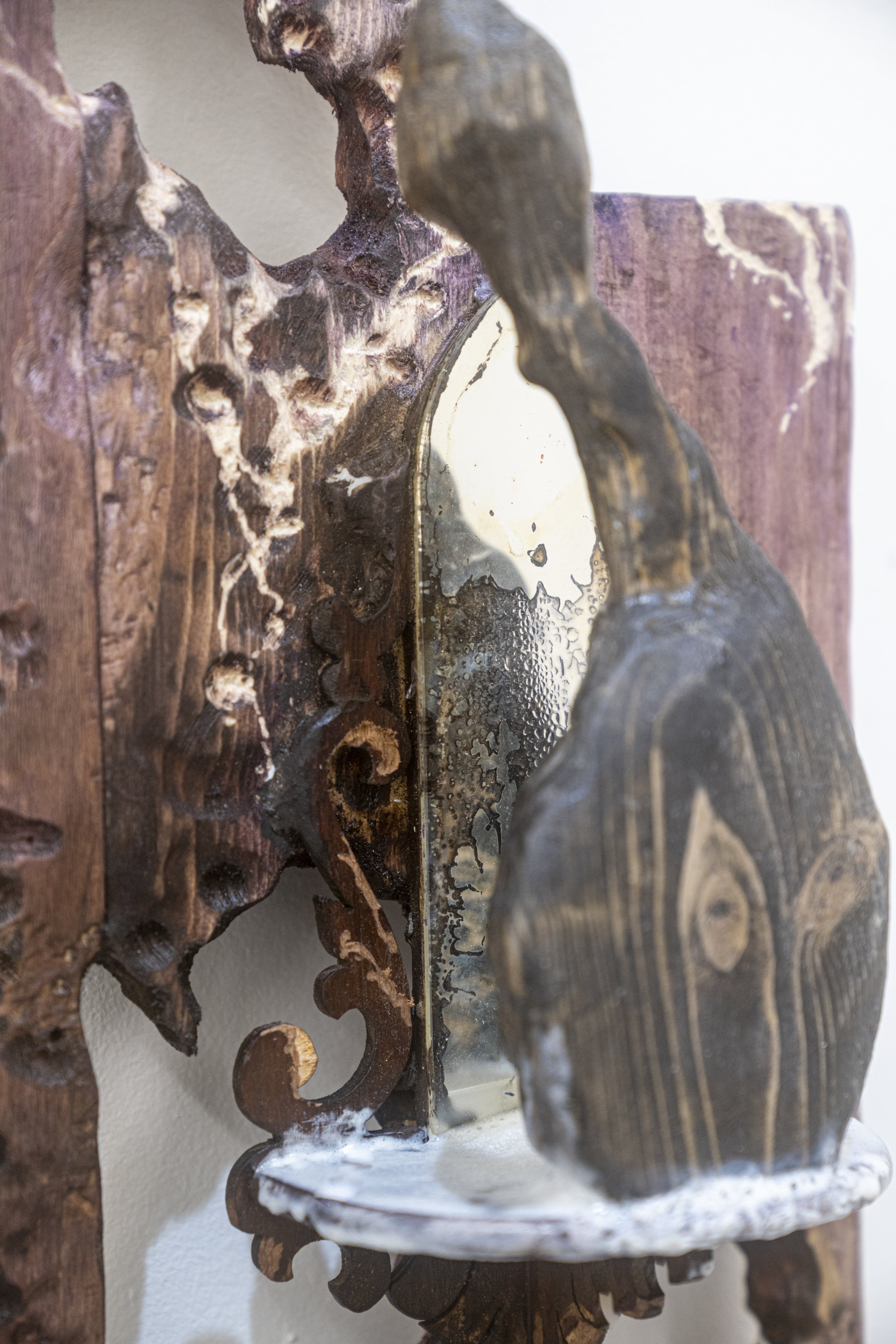 Echo Yan
Lumber Remembers Being A Tree (detail)
2025
Pine, antique mirror, epoxy clay, resin
29 × 10.5 × 5.5 in.
73.66 × 26.67 × 13.97 cm.