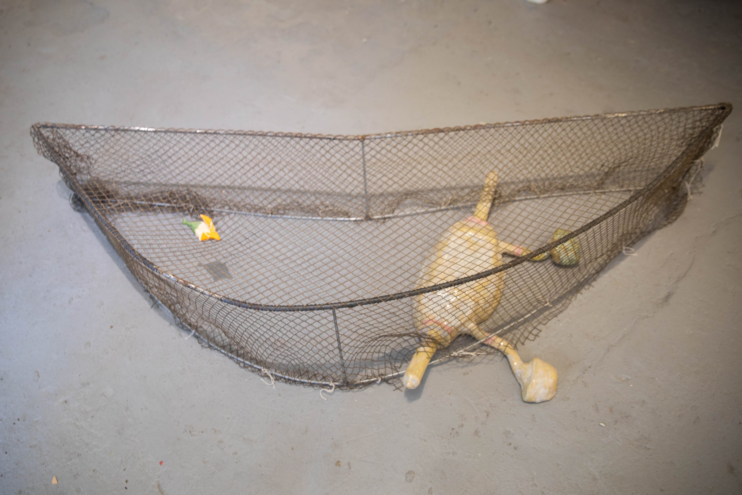 Charlie Lambert
Shhhh (alternate view)
2025
Ceramic, glaze, metal, fishing net, raw clay from Cumurxatiba, Bahia, oil pastel
Dimensions variable 