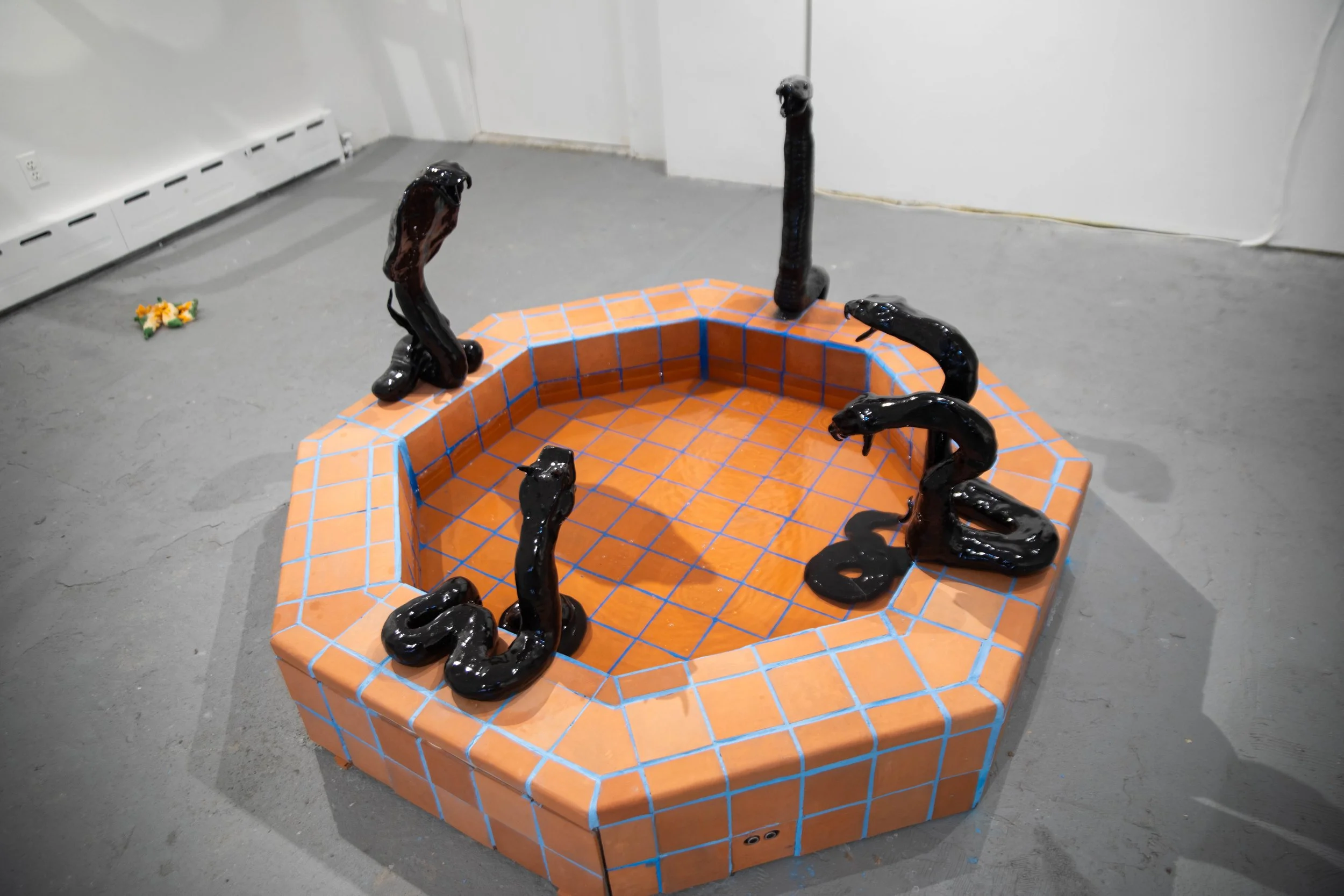 Sadaf Azadehfar
Who’s World is This
2023
Ceramics and water
60 x 60 x 60 in
152.4 x 152.4 x 152.4 cm
